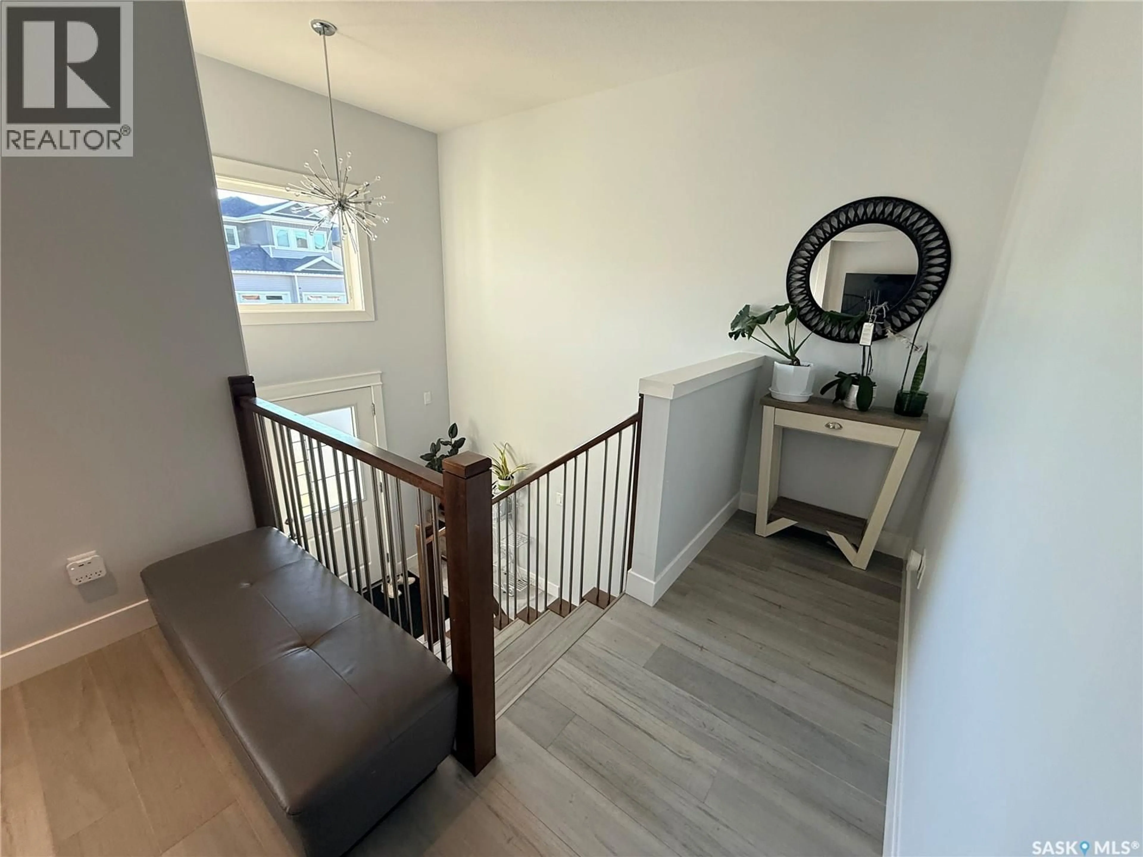 Indoor entryway for 263 THAKUR STREET, Saskatoon Saskatchewan S7W1C5