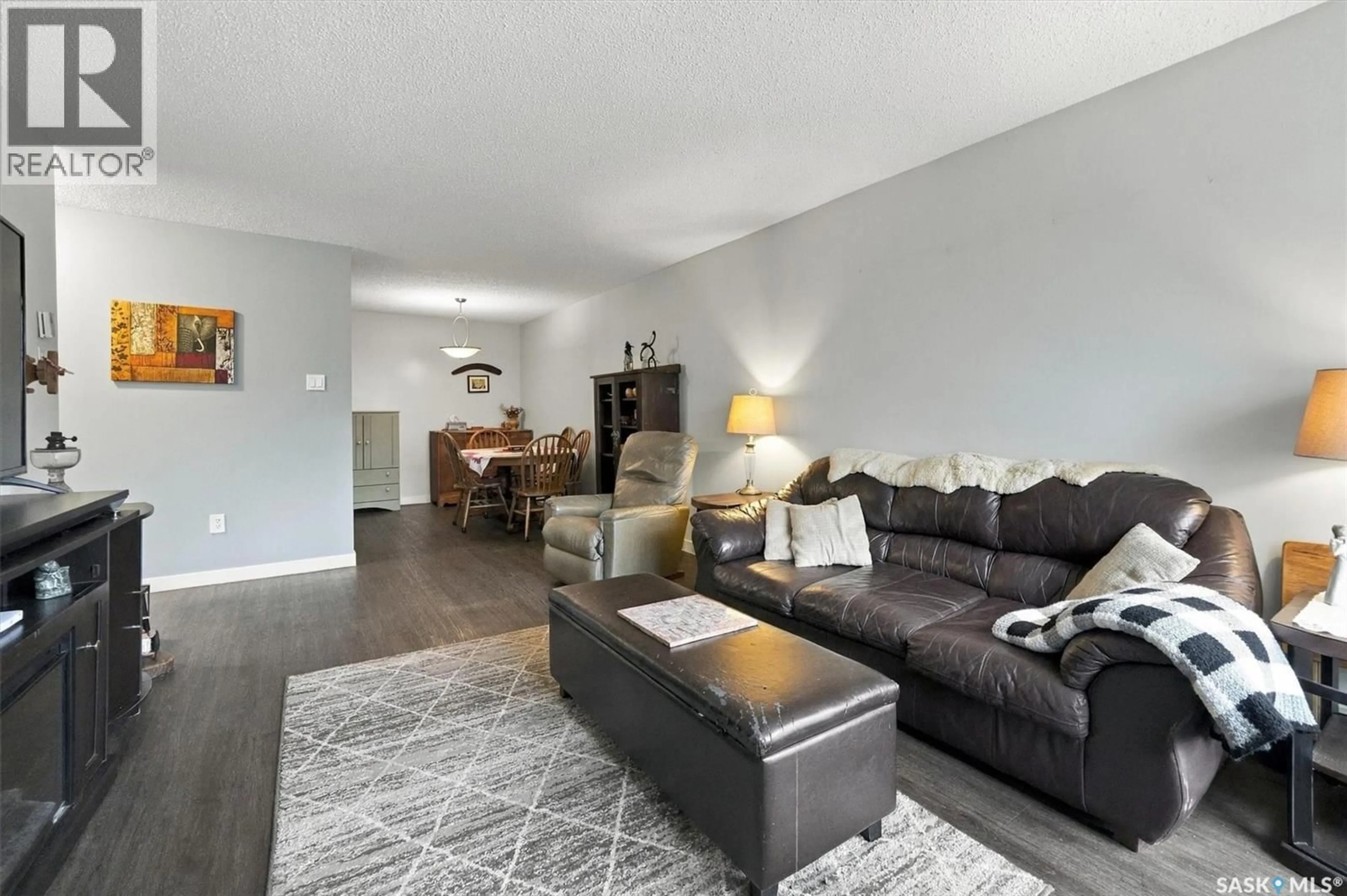 Living room with furniture, unknown for 306 - 3220 33RD STREET, Saskatoon Saskatchewan S7L6K3