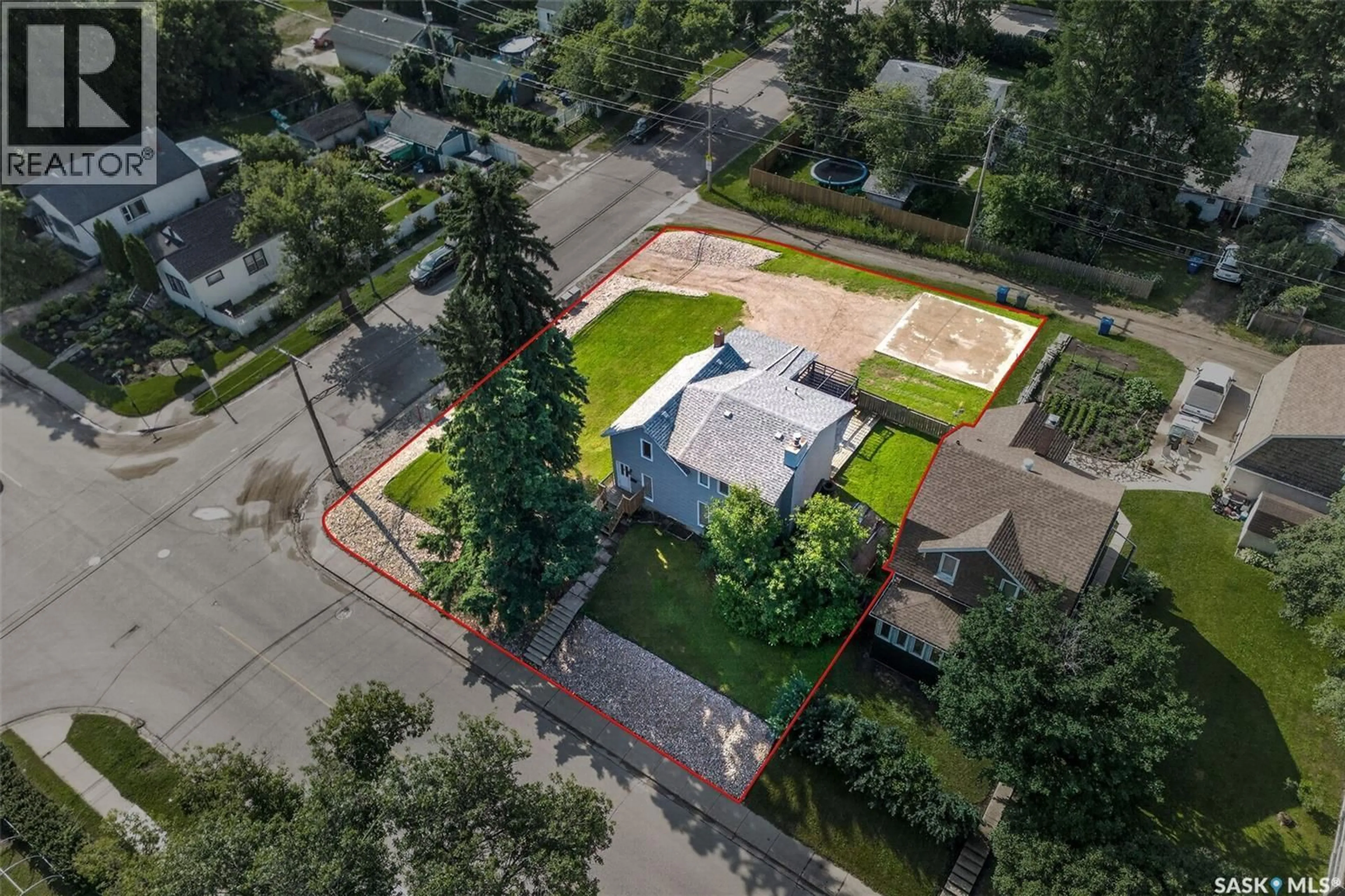 A pic from outside/outdoor area/front of a property/back of a property/a pic from drone, street for 477 22ND STREET, Prince Albert Saskatchewan S6V1N5