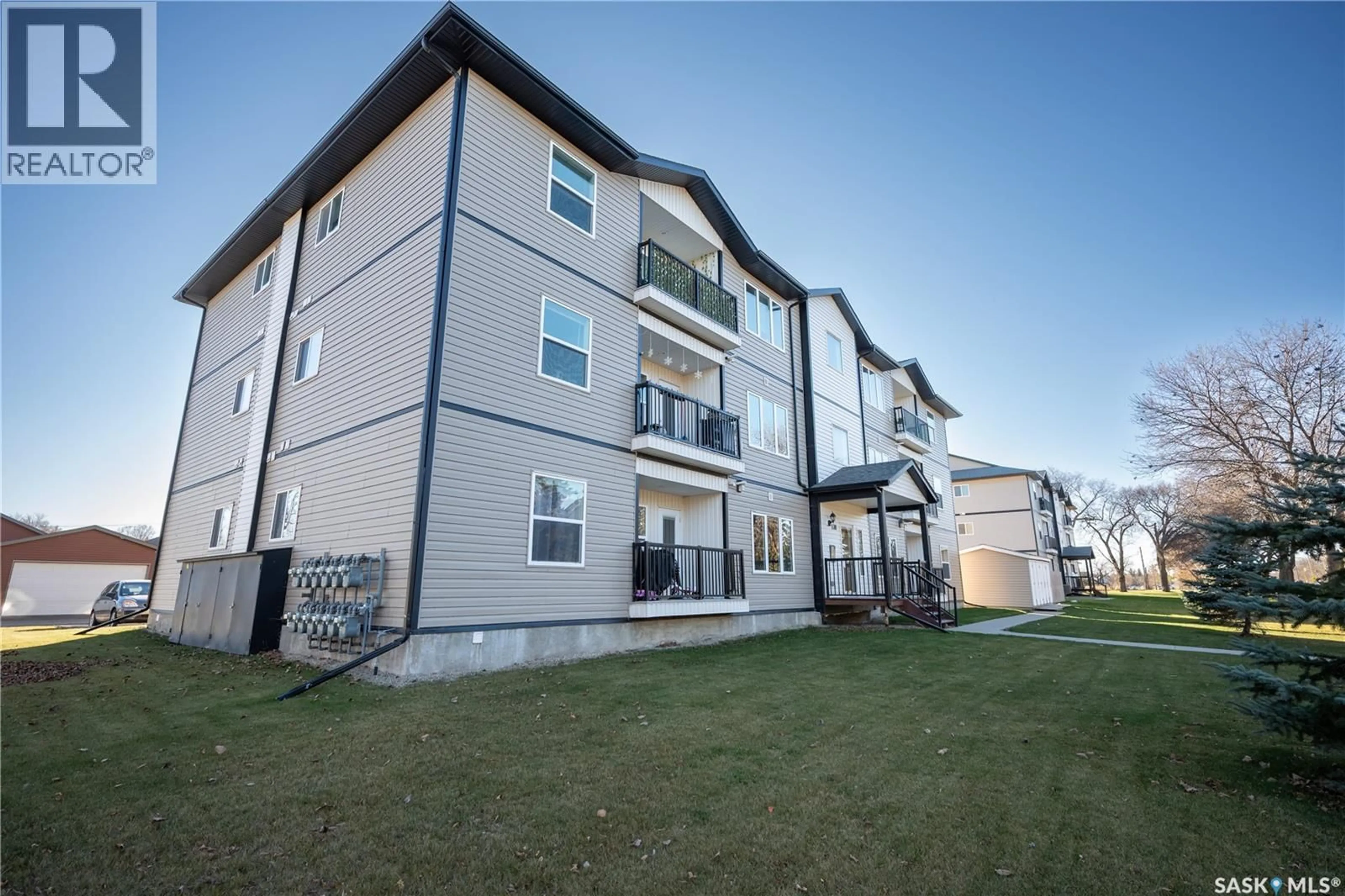 Unknown for 302 138 CATHERINE STREET, Yorkton Saskatchewan S3N4J5