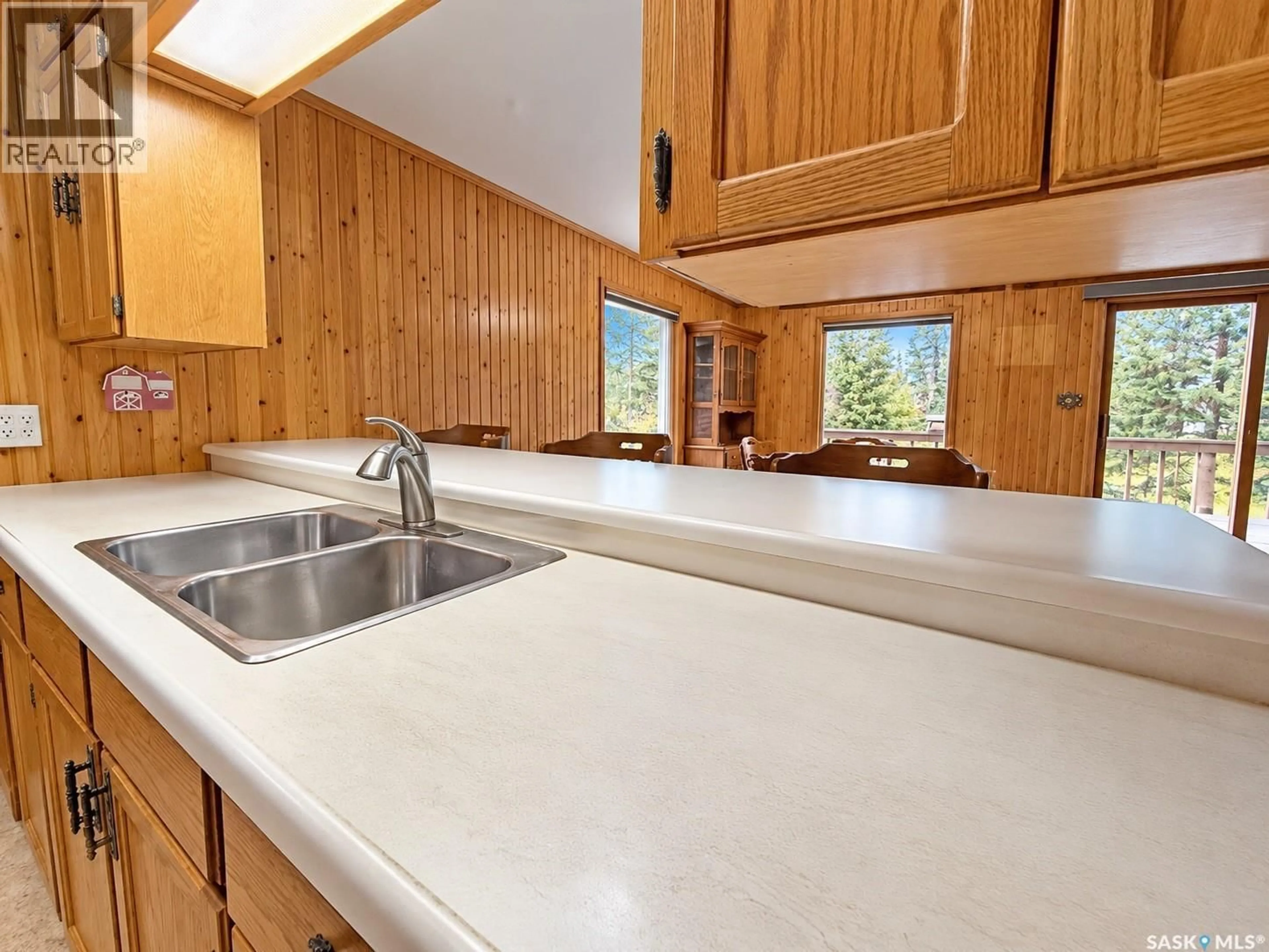 Standard kitchen, ceramic/tile floor for 143 LAKEVIEW DRIVE, Candle Lake Saskatchewan S0J3E0