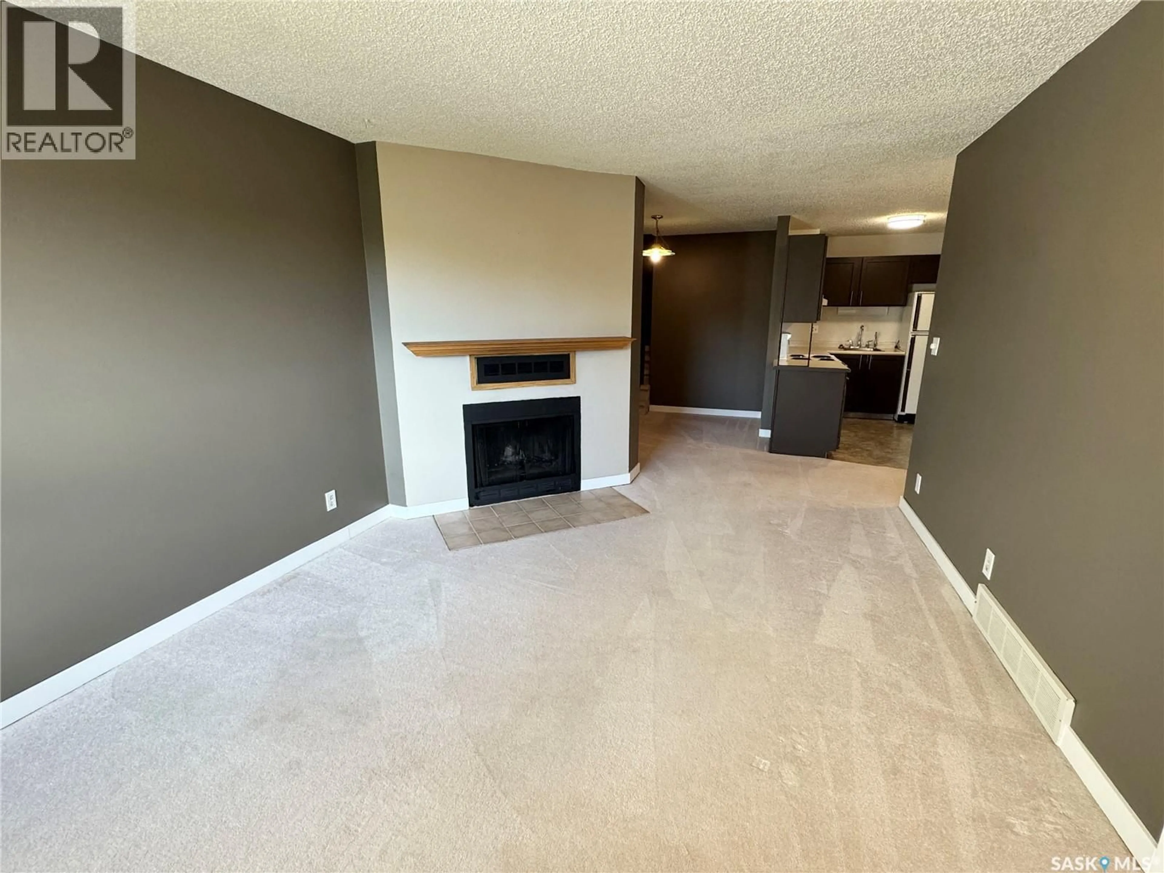 A pic of a room for 216 CEDAR MEADOW DRIVE, Regina Saskatchewan S4X3J6