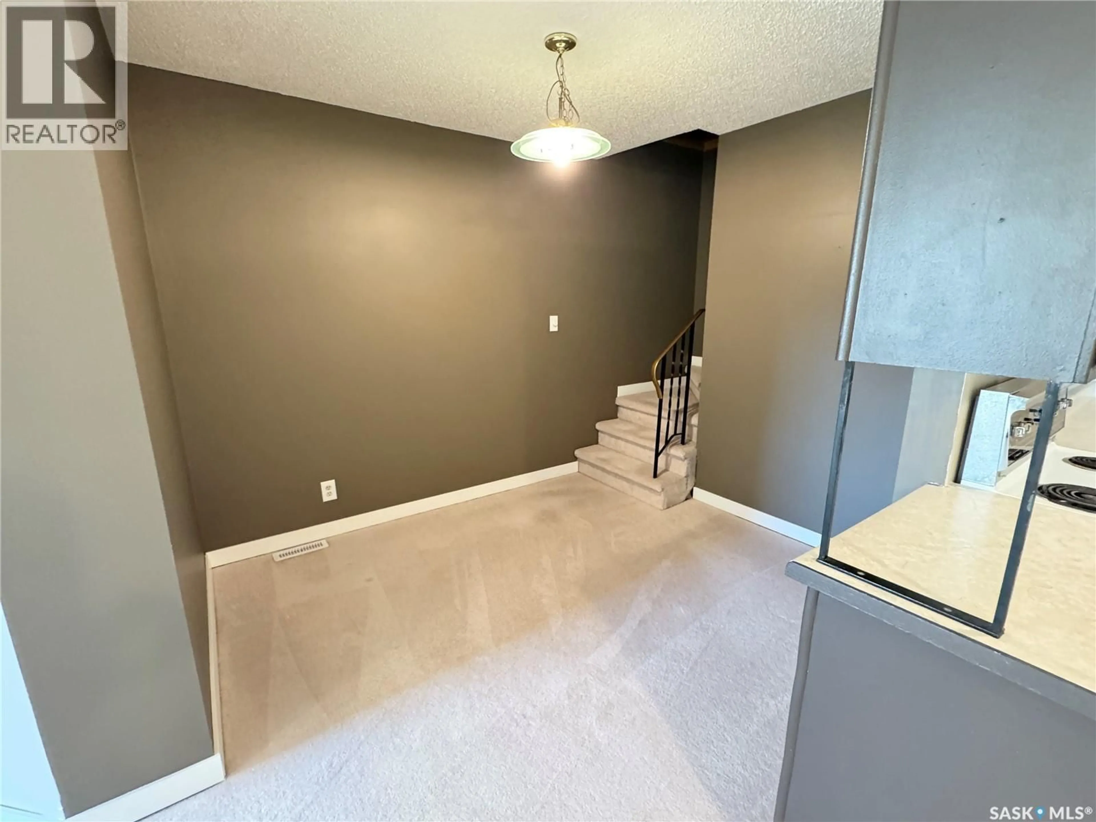 A pic of a room for 216 CEDAR MEADOW DRIVE, Regina Saskatchewan S4X3J6