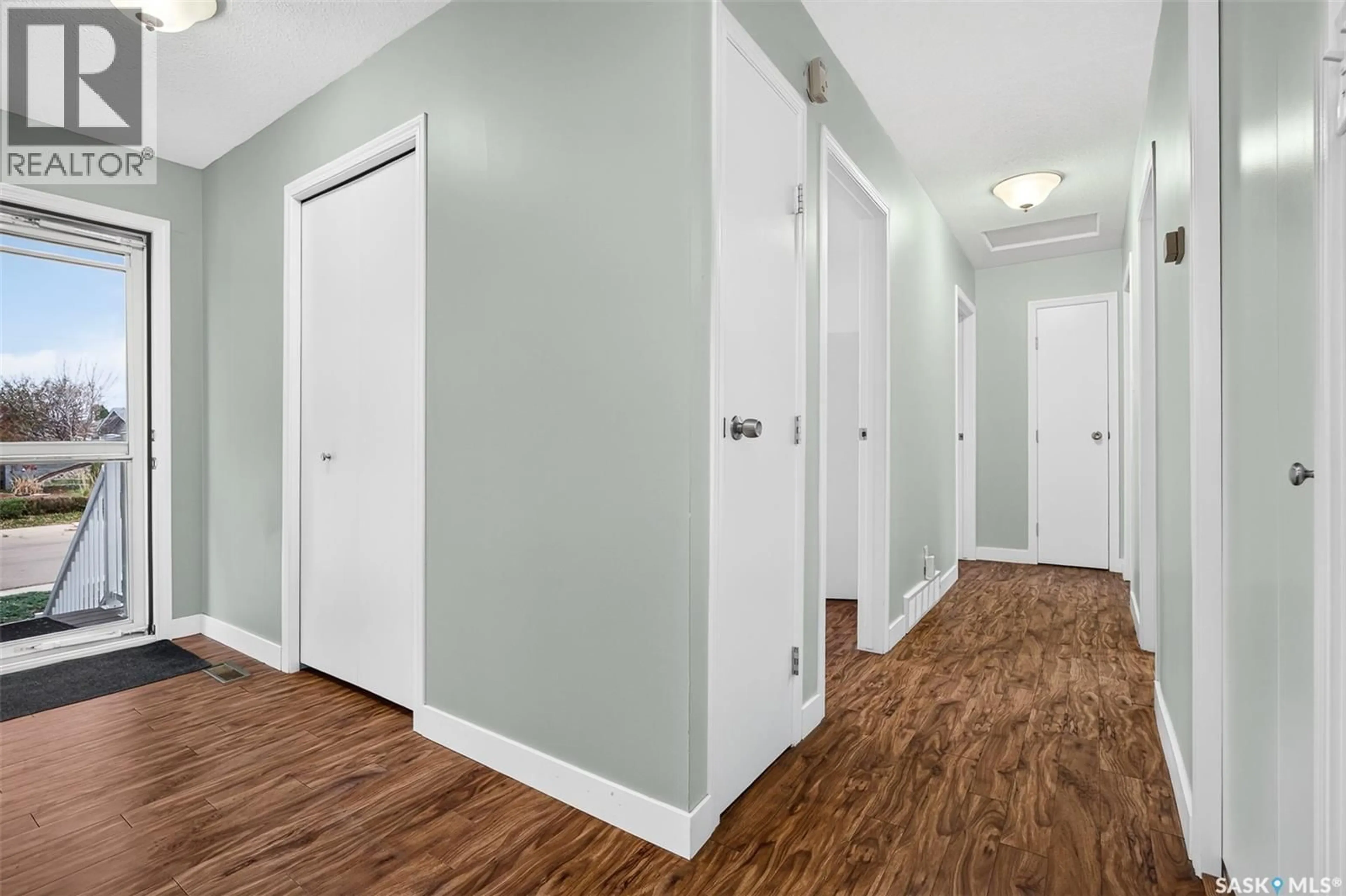 Unknown for 1402 HASTINGS STREET, Moose Jaw Saskatchewan S6H6W3