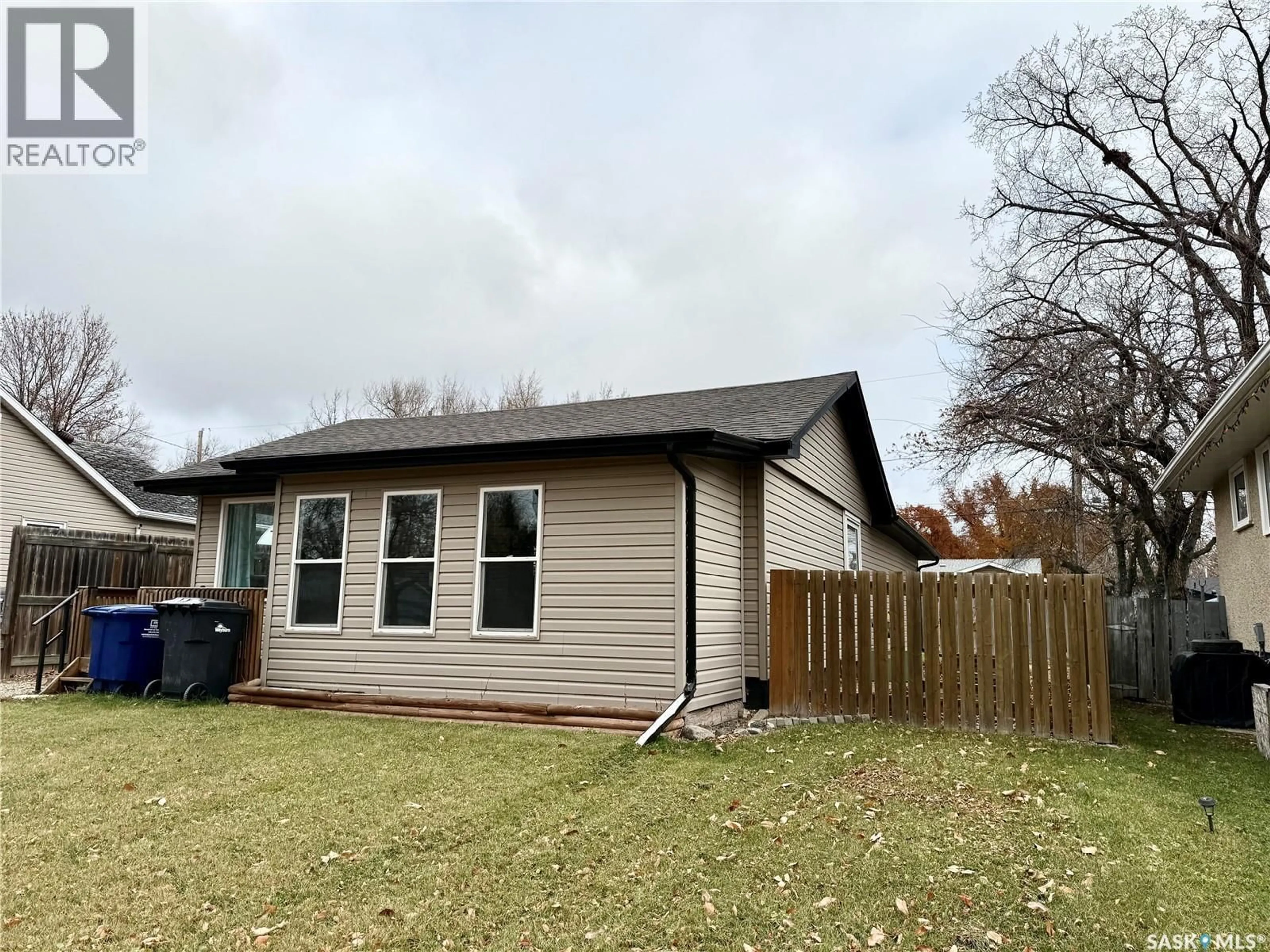 Shed for 64 10TH STREET, Weyburn Saskatchewan S4H1G7