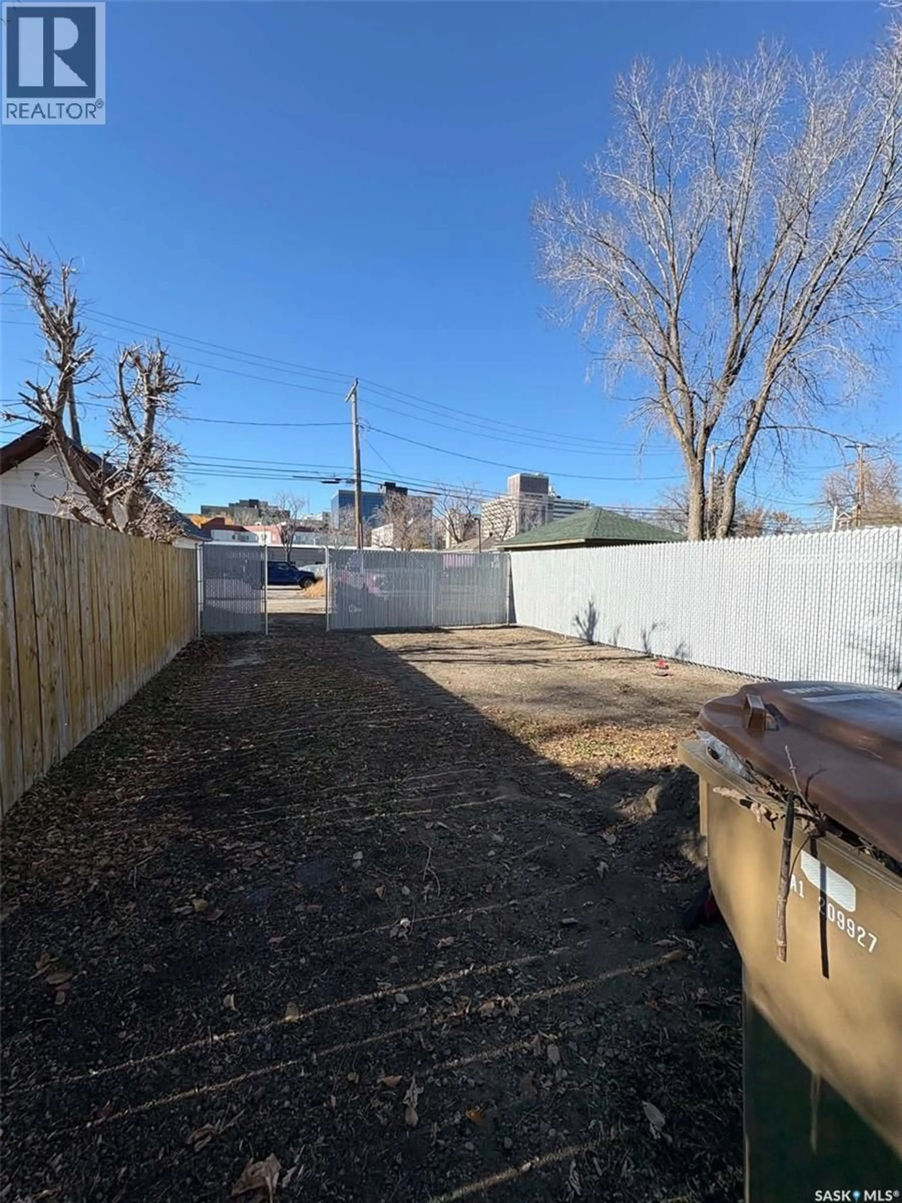 A pic from outside/outdoor area/front of a property/back of a property/a pic from drone, street for 2034 ST JOHN STREET, Regina Saskatchewan S4P1S4