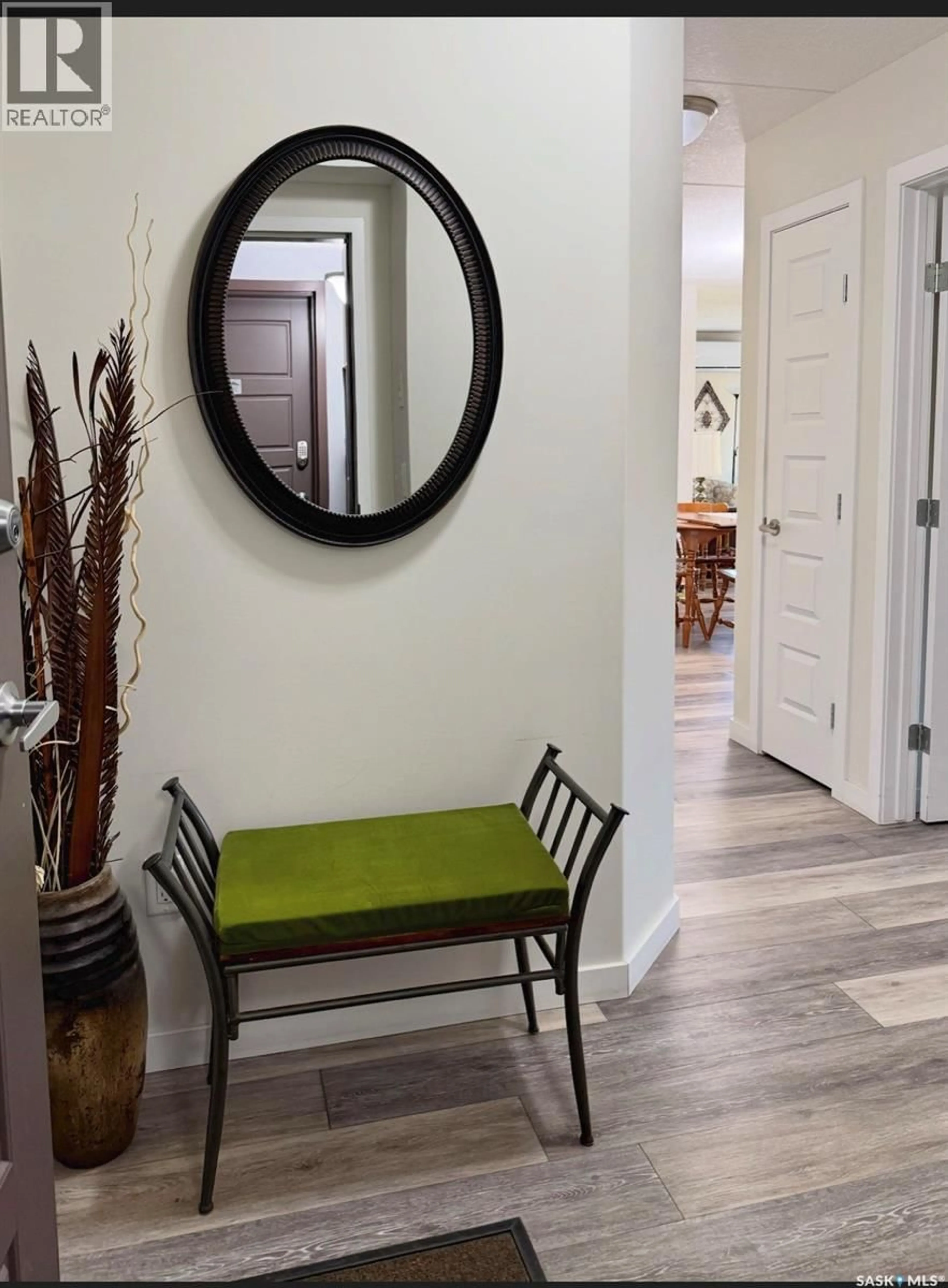 Indoor entryway for 307 1213 9TH STREET, Humboldt Saskatchewan S0K2A0