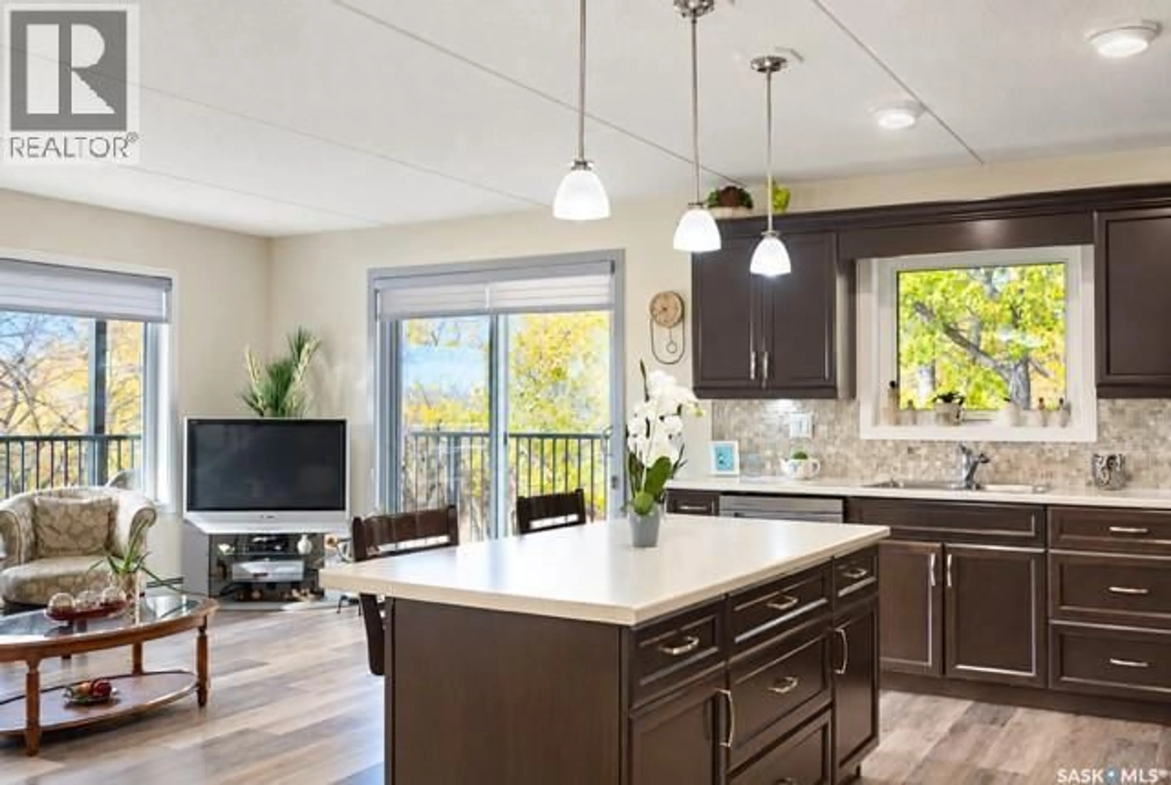 Open concept kitchen, unknown for 307 1213 9TH STREET, Humboldt Saskatchewan S0K2A0