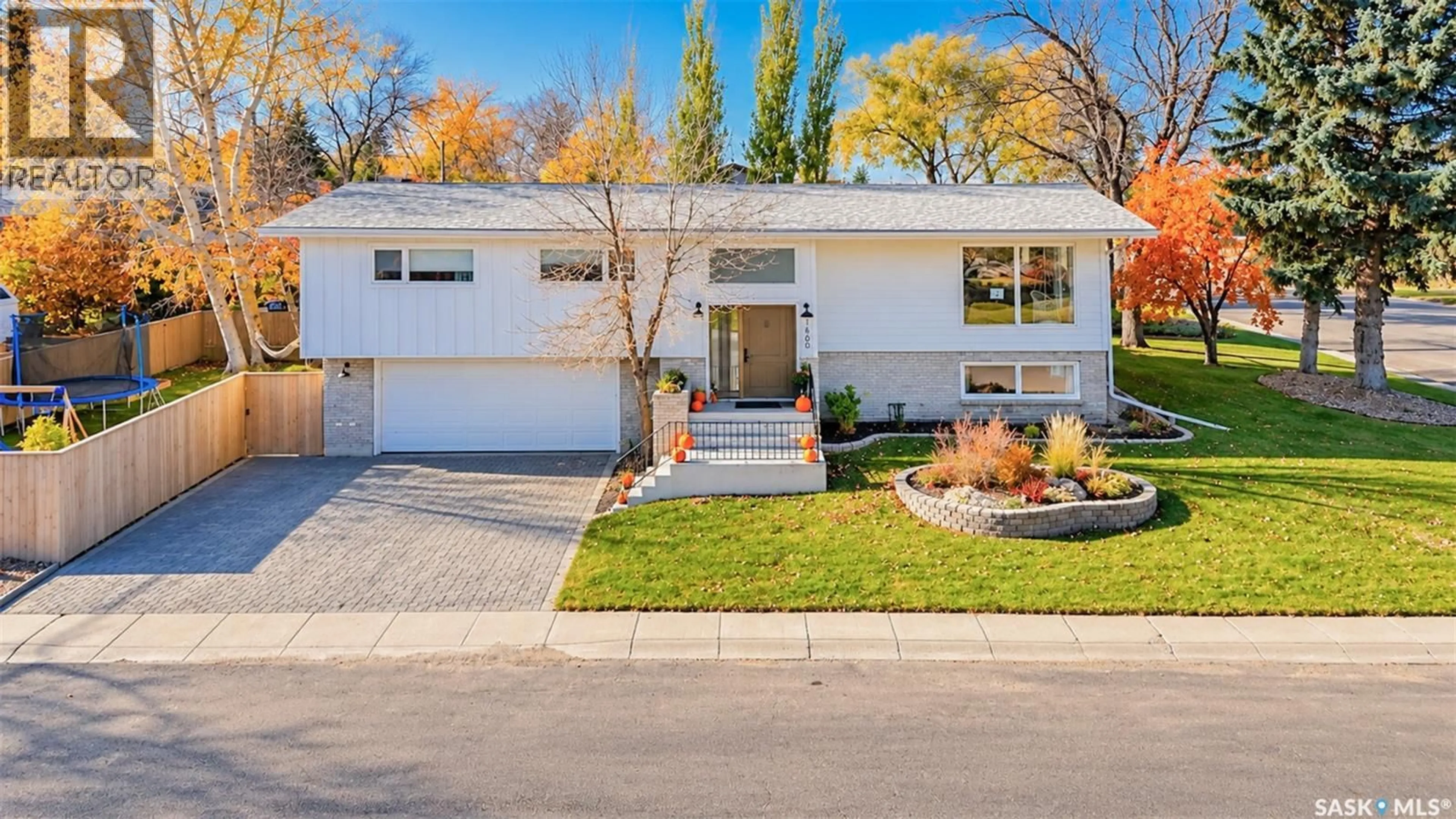 Home with brick exterior material, street for 1660 HILLCREST DRIVE, Swift Current Saskatchewan S9H1P1