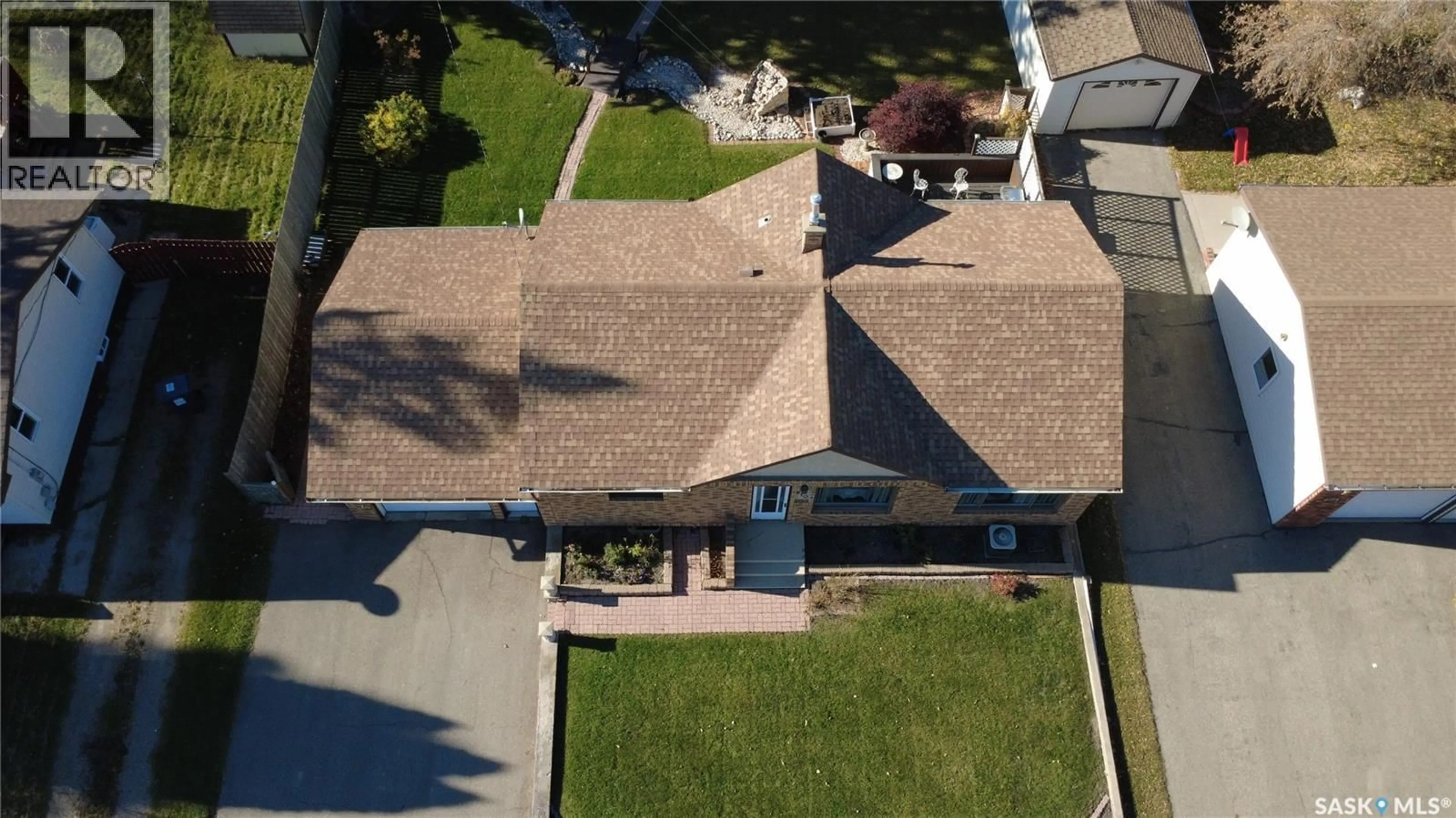 A pic from outside/outdoor area/front of a property/back of a property/a pic from drone, street for 510 LAKE STREET, Esterhazy Saskatchewan S0A0X0