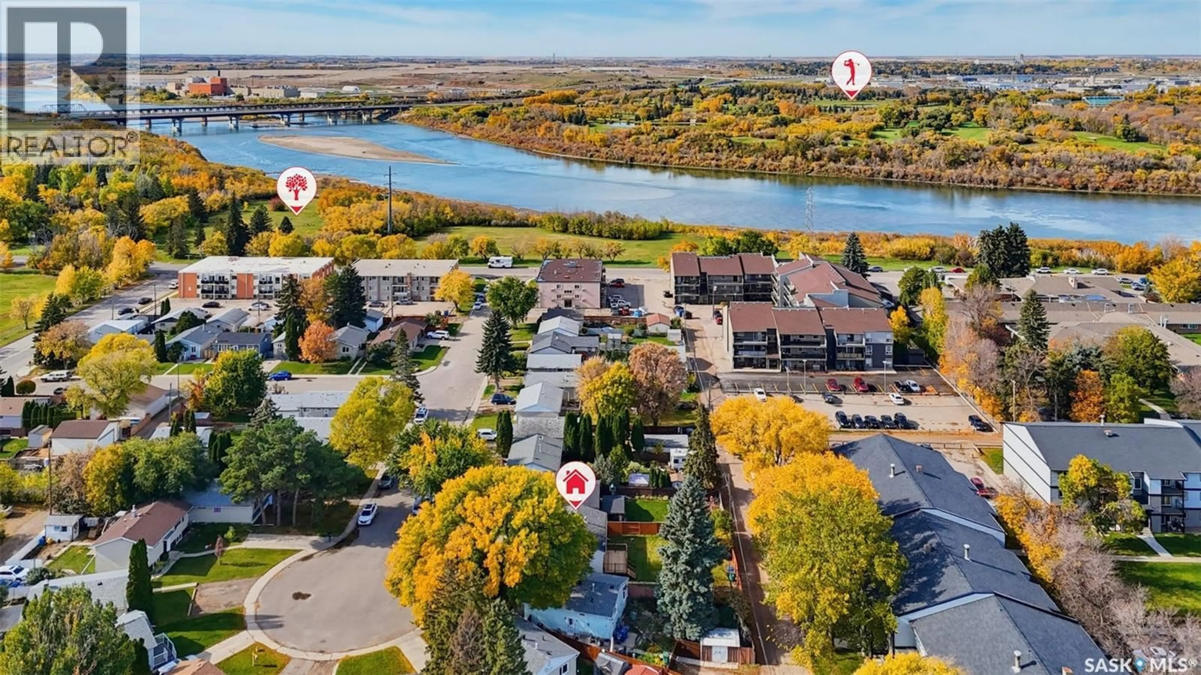 A pic from outside/outdoor area/front of a property/back of a property/a pic from drone, water/lake/river/ocean view for 39 TRIDENT CRESCENT, Saskatoon Saskatchewan S7M0P7