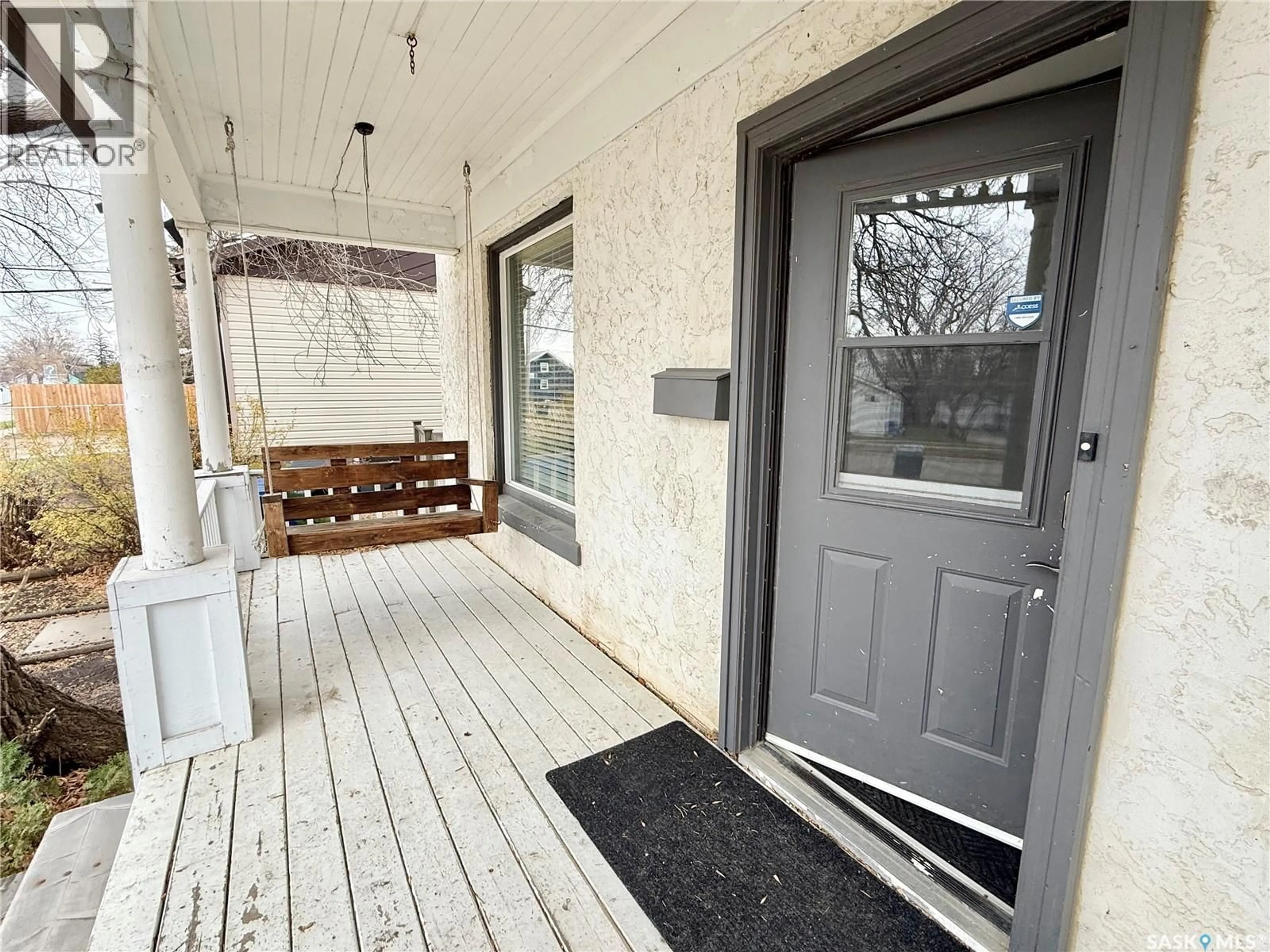 Unknown for 114 2ND AVENUE, Weyburn Saskatchewan S4H1W8
