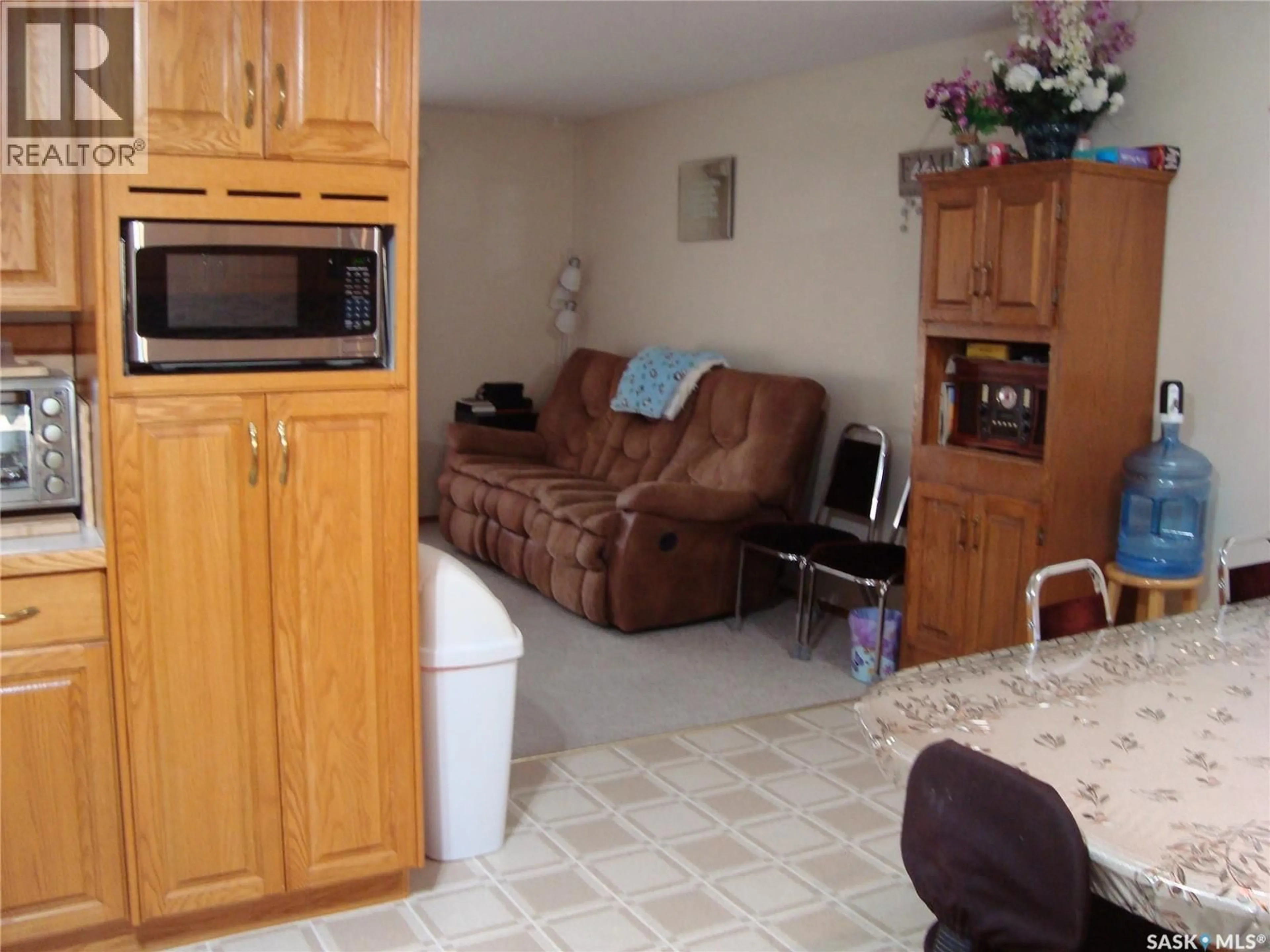 Unknown for 658 1ST AVENUE, Swift Current Saskatchewan S9H2B9
