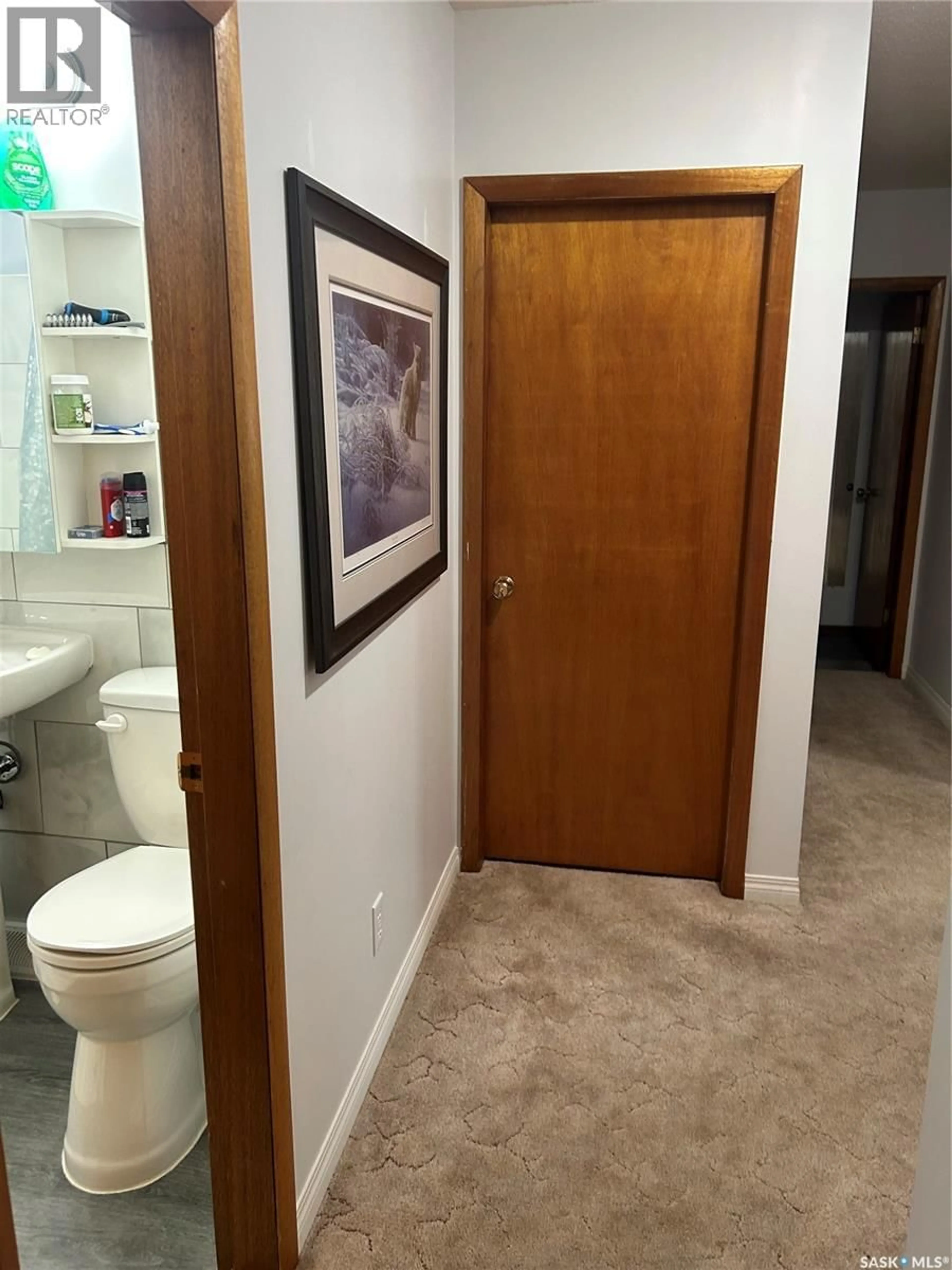 A pic of a room for 121 MOIR DRIVE, Oxbow Saskatchewan S0C2B0