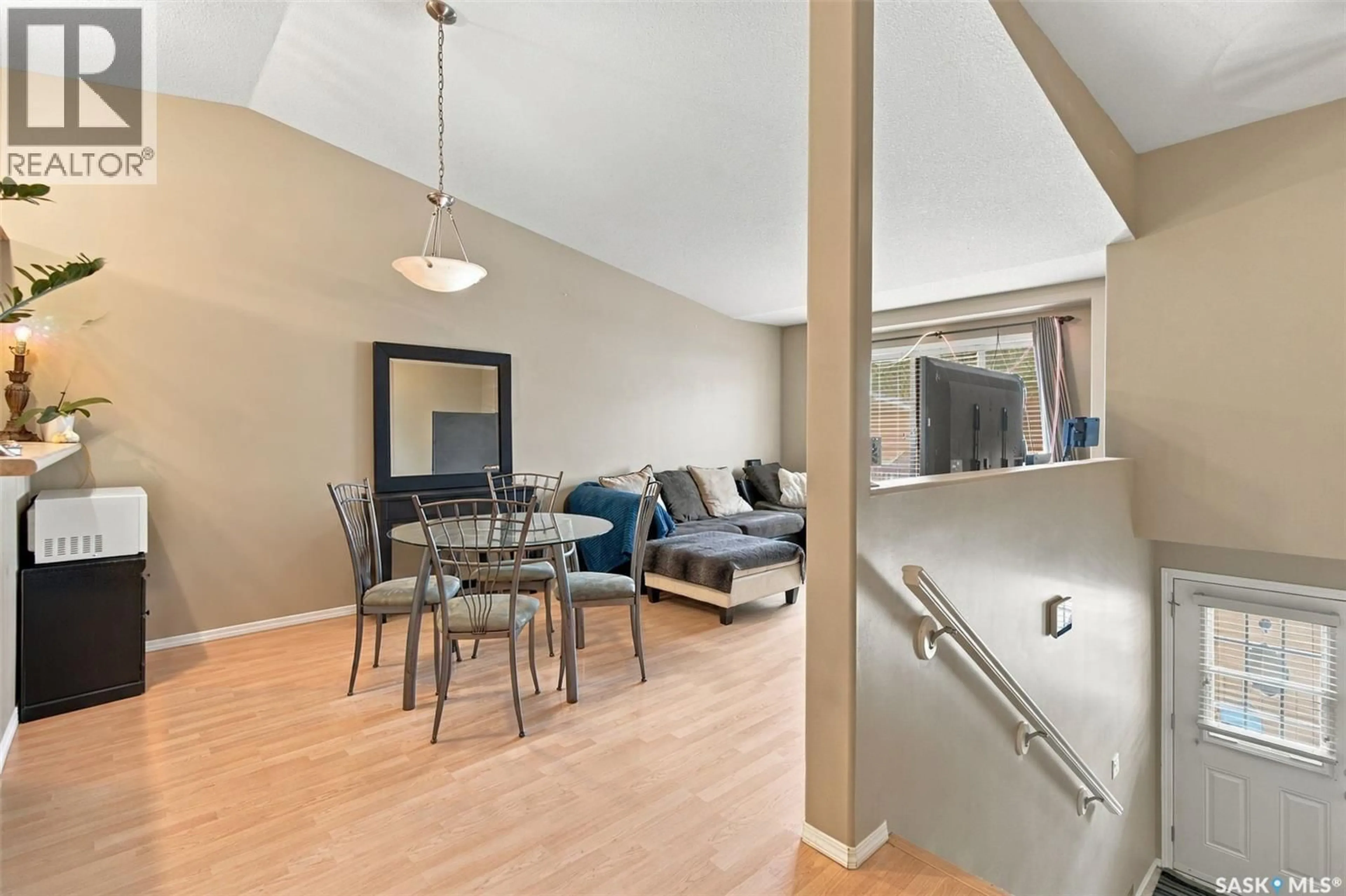 Living room with furniture, unknown for 42 2751 WINDSOR PARK ROAD, Regina Saskatchewan S4V1H1