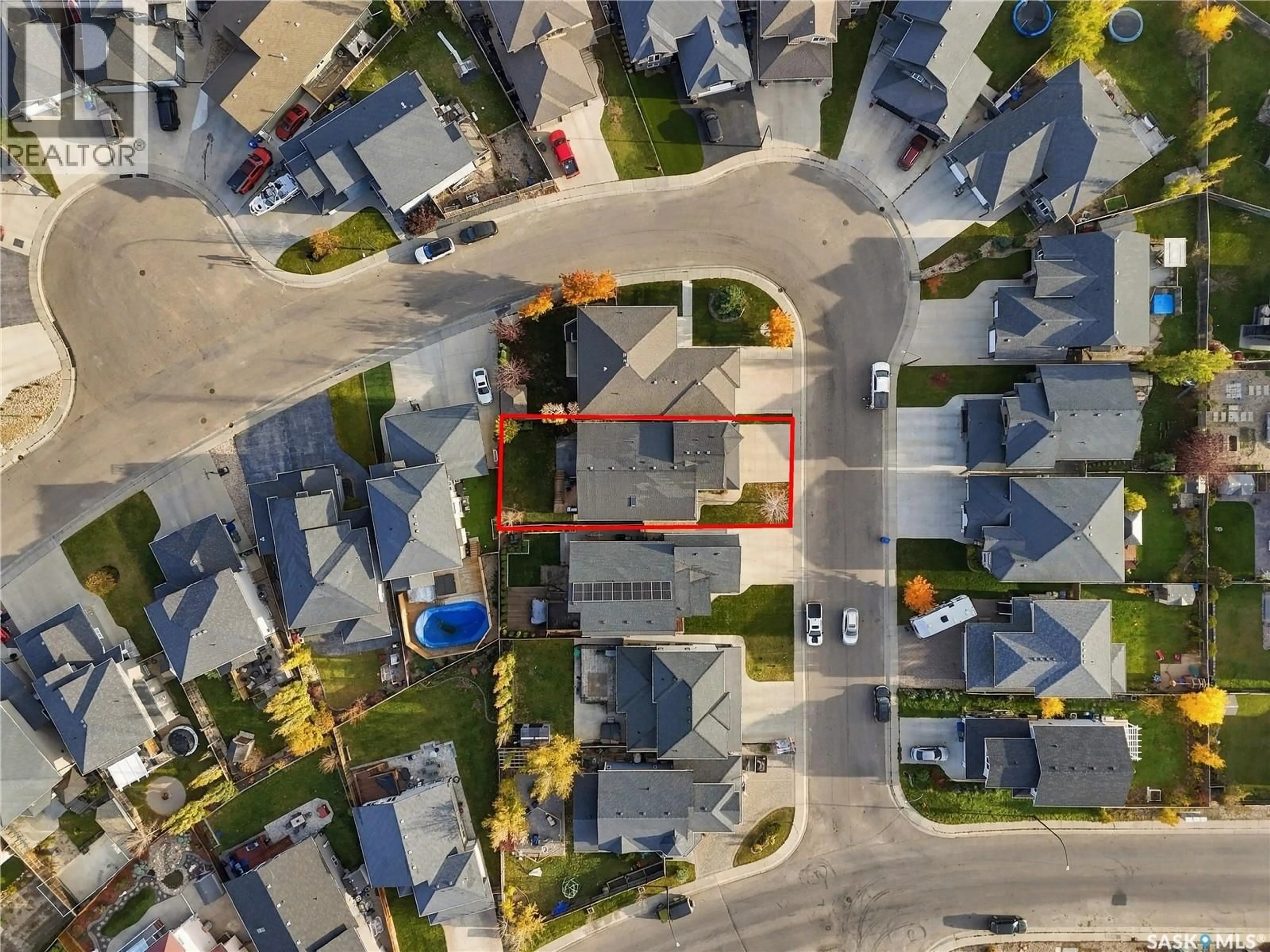 A pic from outside/outdoor area/front of a property/back of a property/a pic from drone, street for 114 STEFANIUK CRESCENT, Saskatoon Saskatchewan S7W0H6