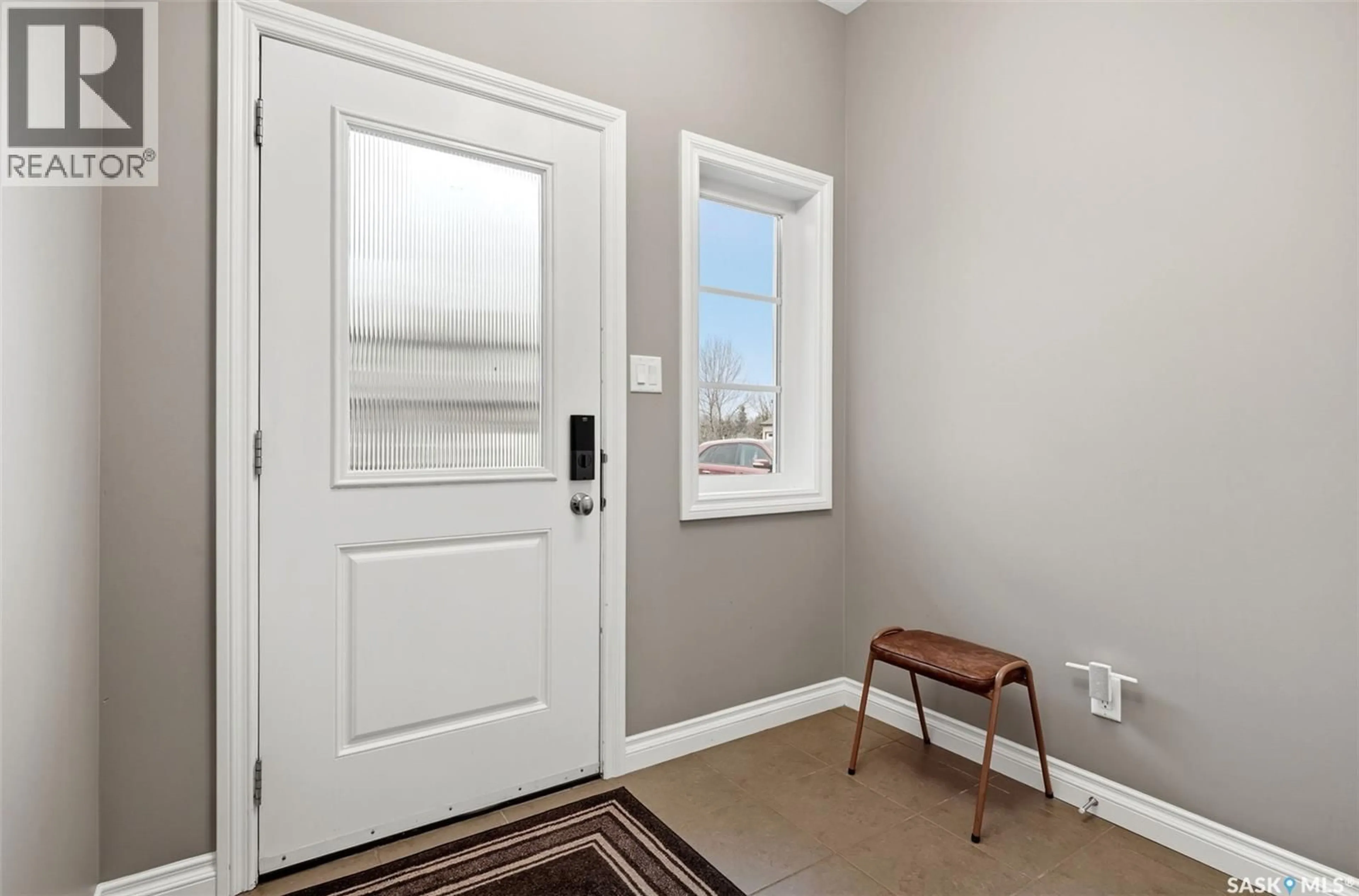 Indoor entryway for 182 DE MARCO POINTE LANE, Regina Saskatchewan S4T1E8