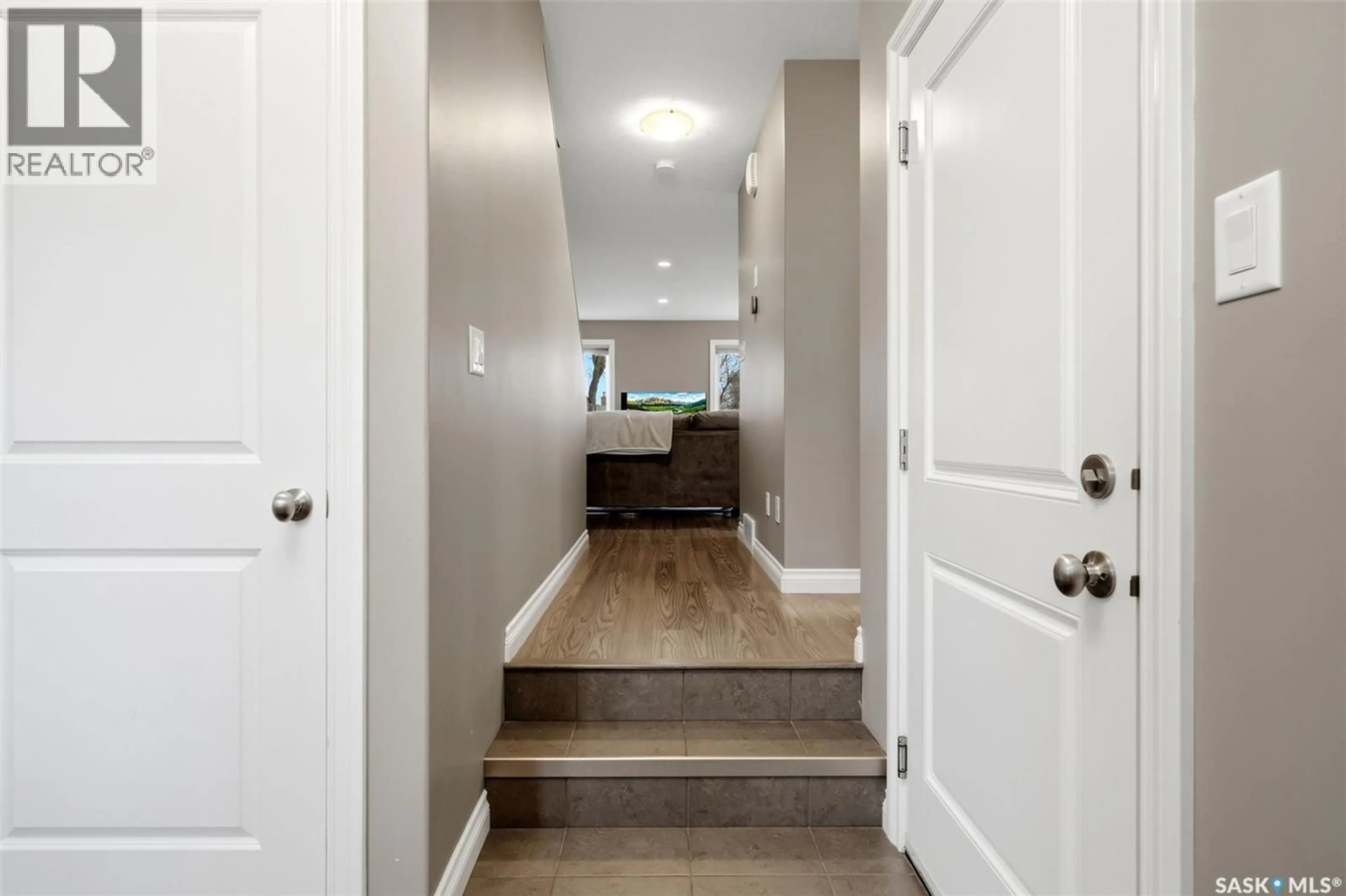 Indoor entryway for 182 DE MARCO POINTE LANE, Regina Saskatchewan S4T1E8