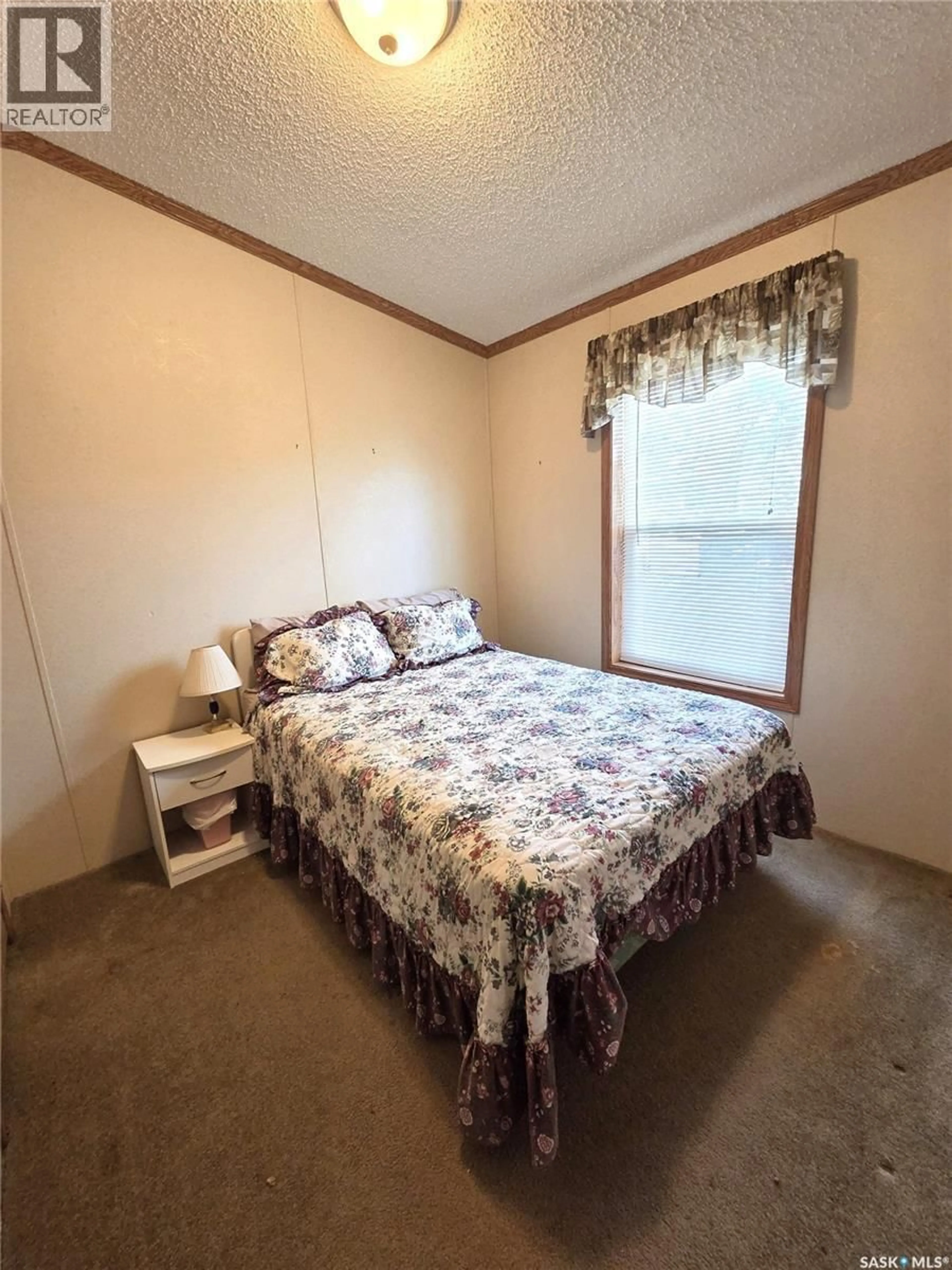 A pic of a room for 105 GROVE STREET, Lampman Saskatchewan S0C1N0