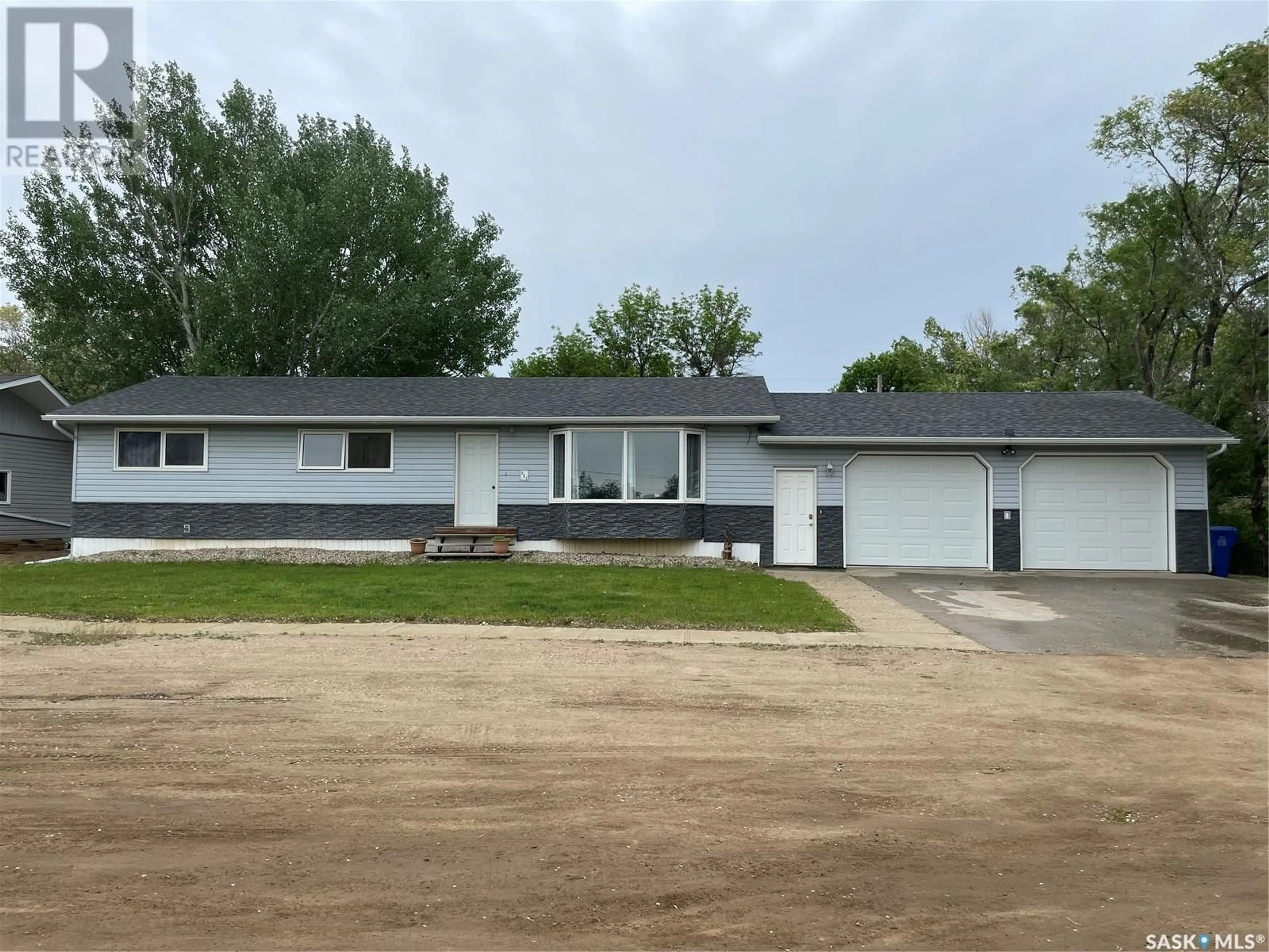 Frontside or backside of a home for 521 Tiverton AVENUE, Torquay Saskatchewan S0C2L0