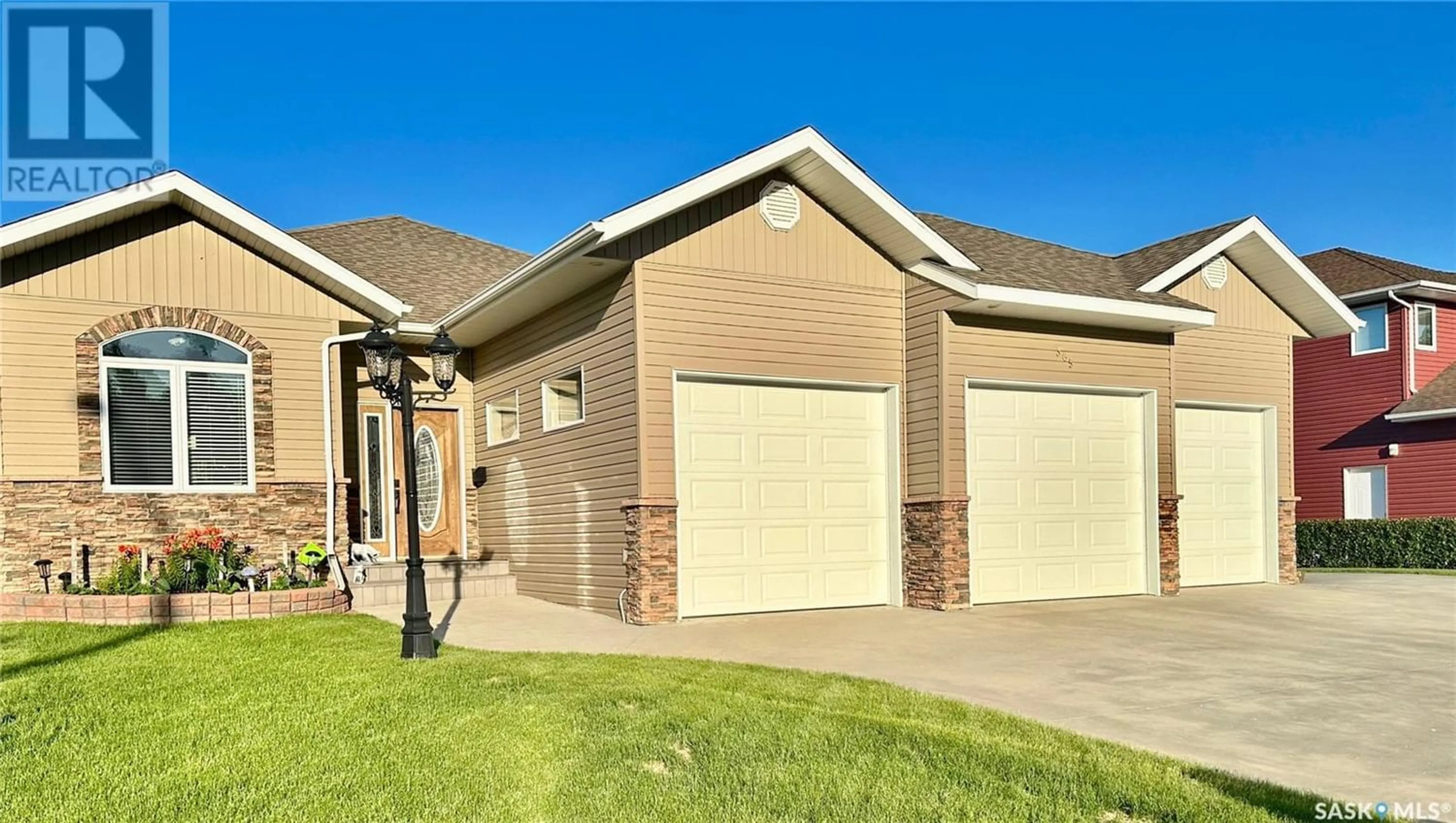 Frontside or backside of a home for 365 3RD AVENUE E, Englefeld Saskatchewan S0K1N0