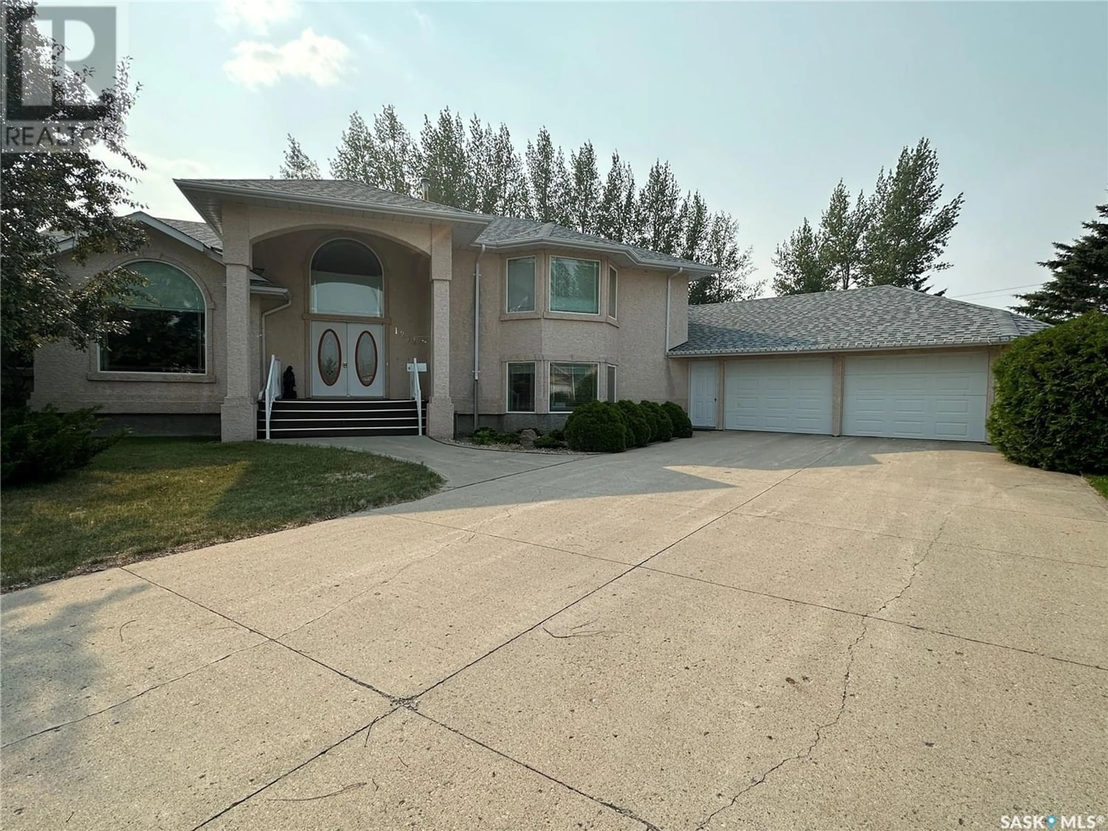Frontside or backside of a home for 1211 Bence PLACE, Humboldt Saskatchewan S0K2A0
