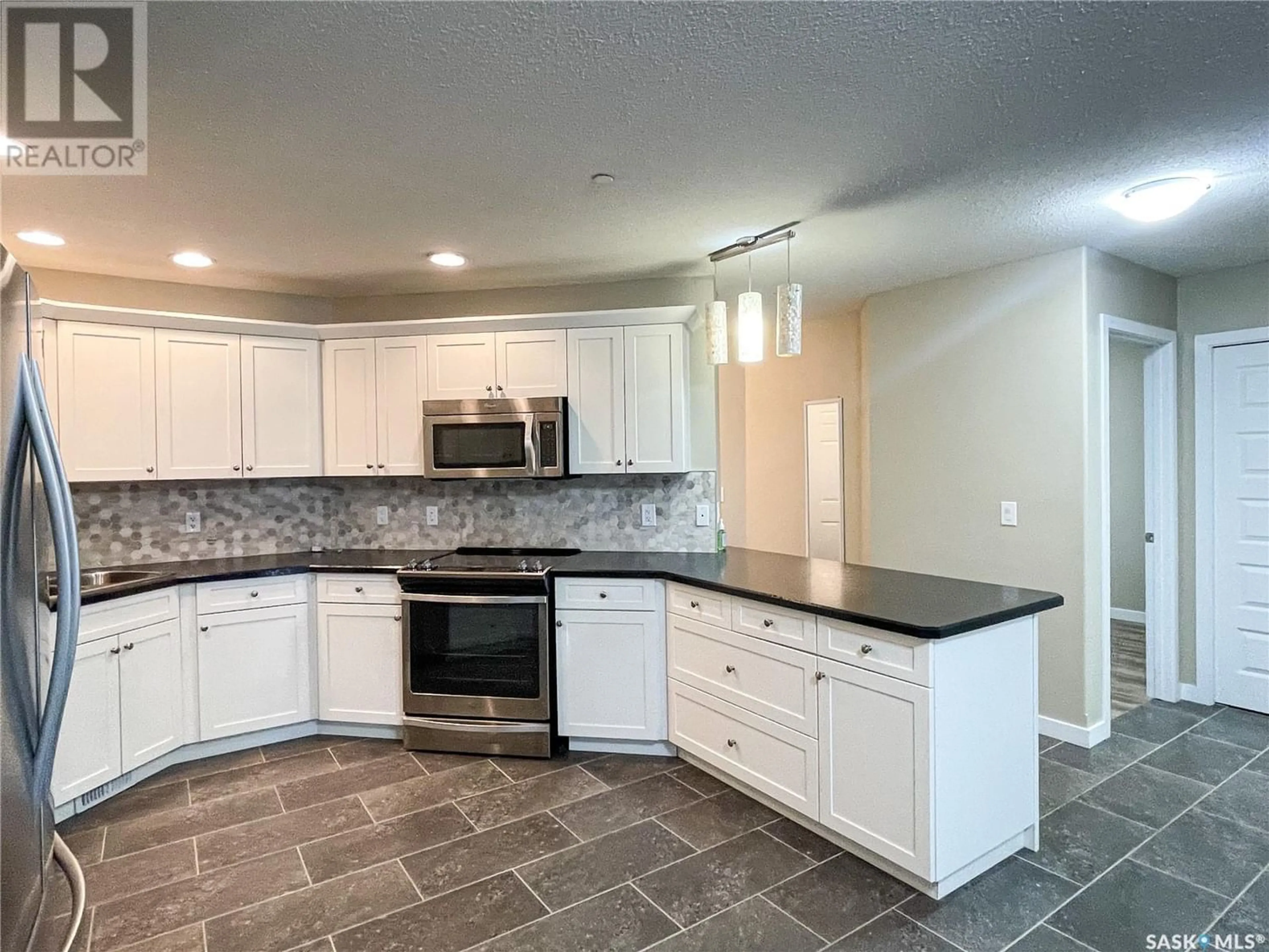 Kitchen for 2-28 Gibson CRESCENT, Meadow Lake Saskatchewan S9X2A1