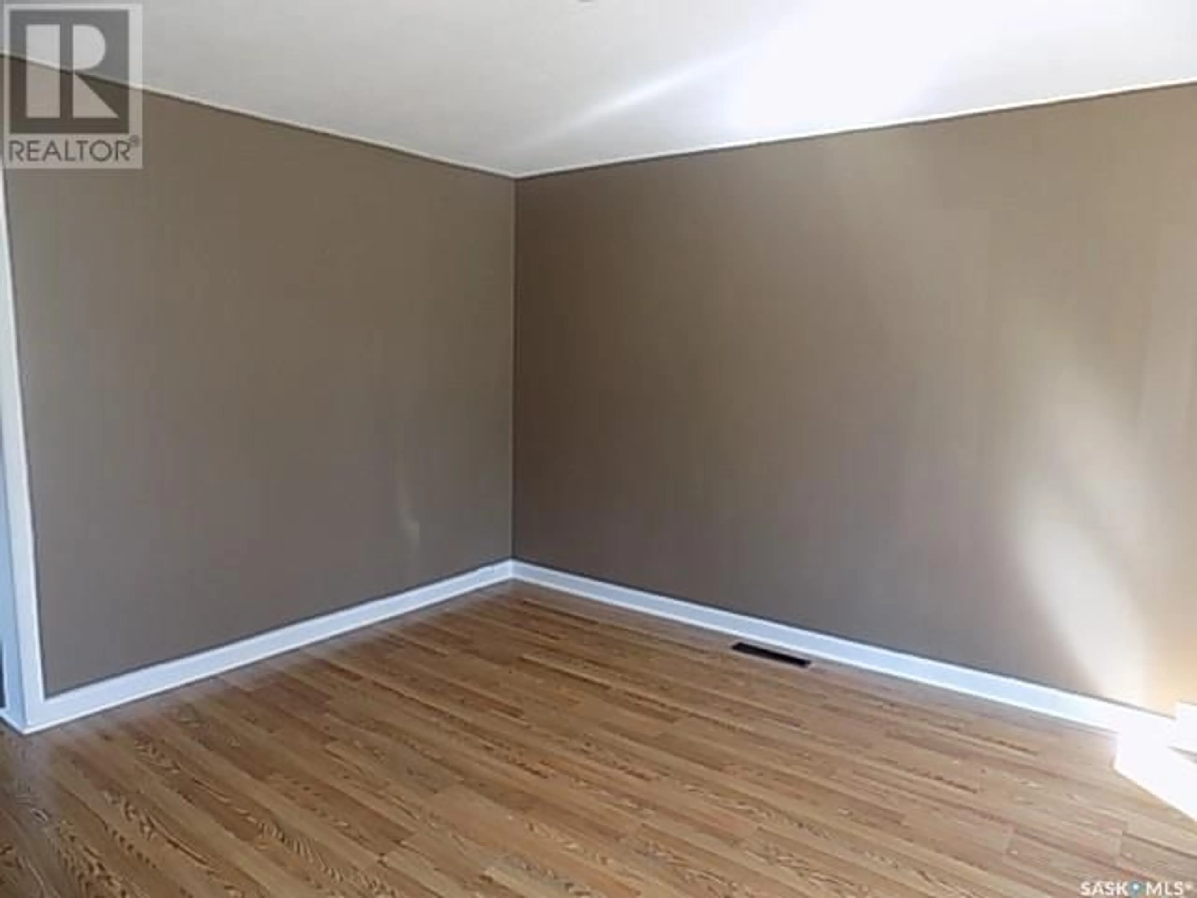 A pic of a room for 313 2nd AVENUE S, Weyburn Saskatchewan S4H1W9