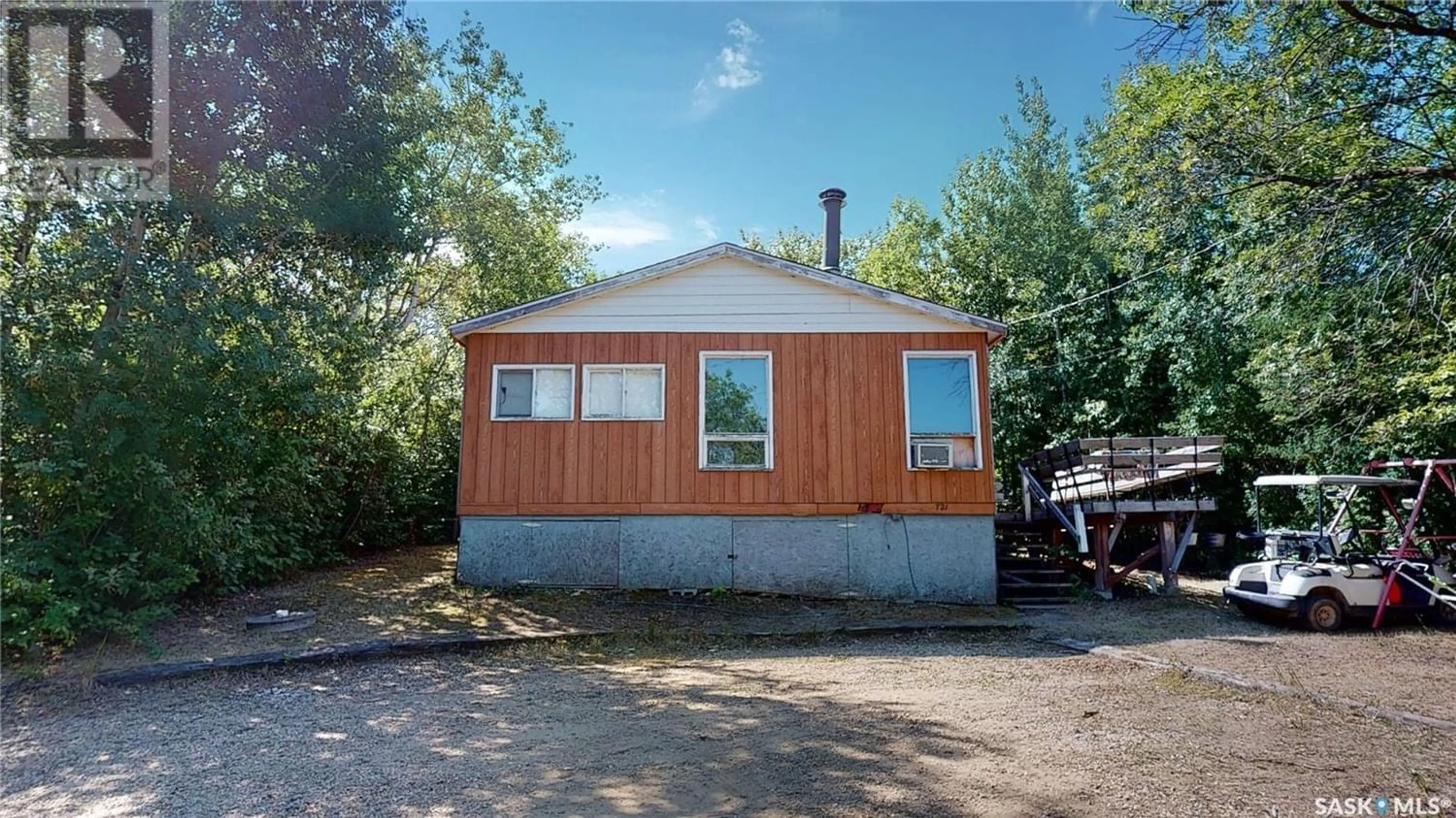 Cottage for 721 9th STREET, White Bear Lake Saskatchewan S0C2S0