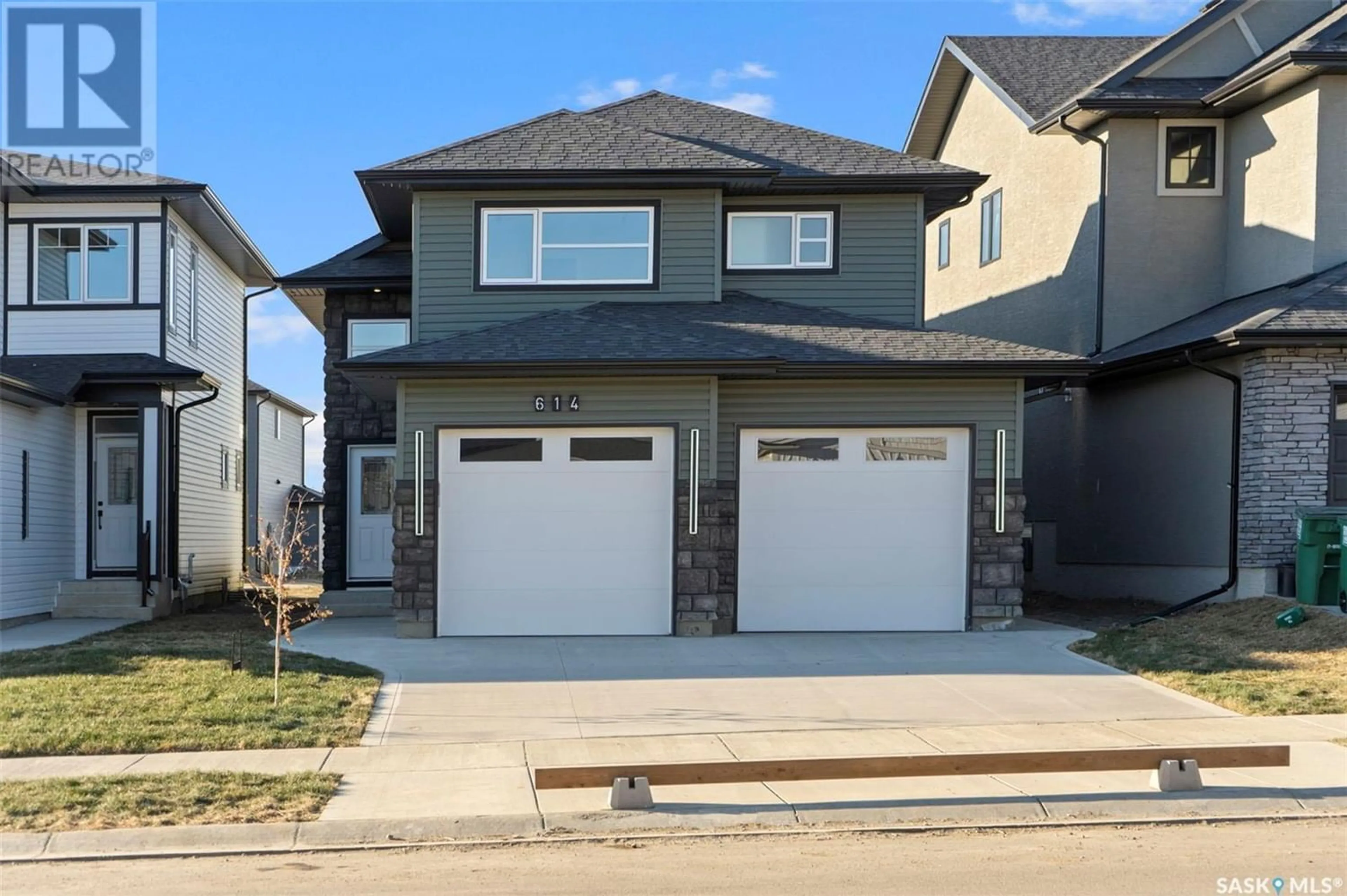 Frontside or backside of a home for 614 Delainey ROAD, Saskatoon Saskatchewan S0K0Y0