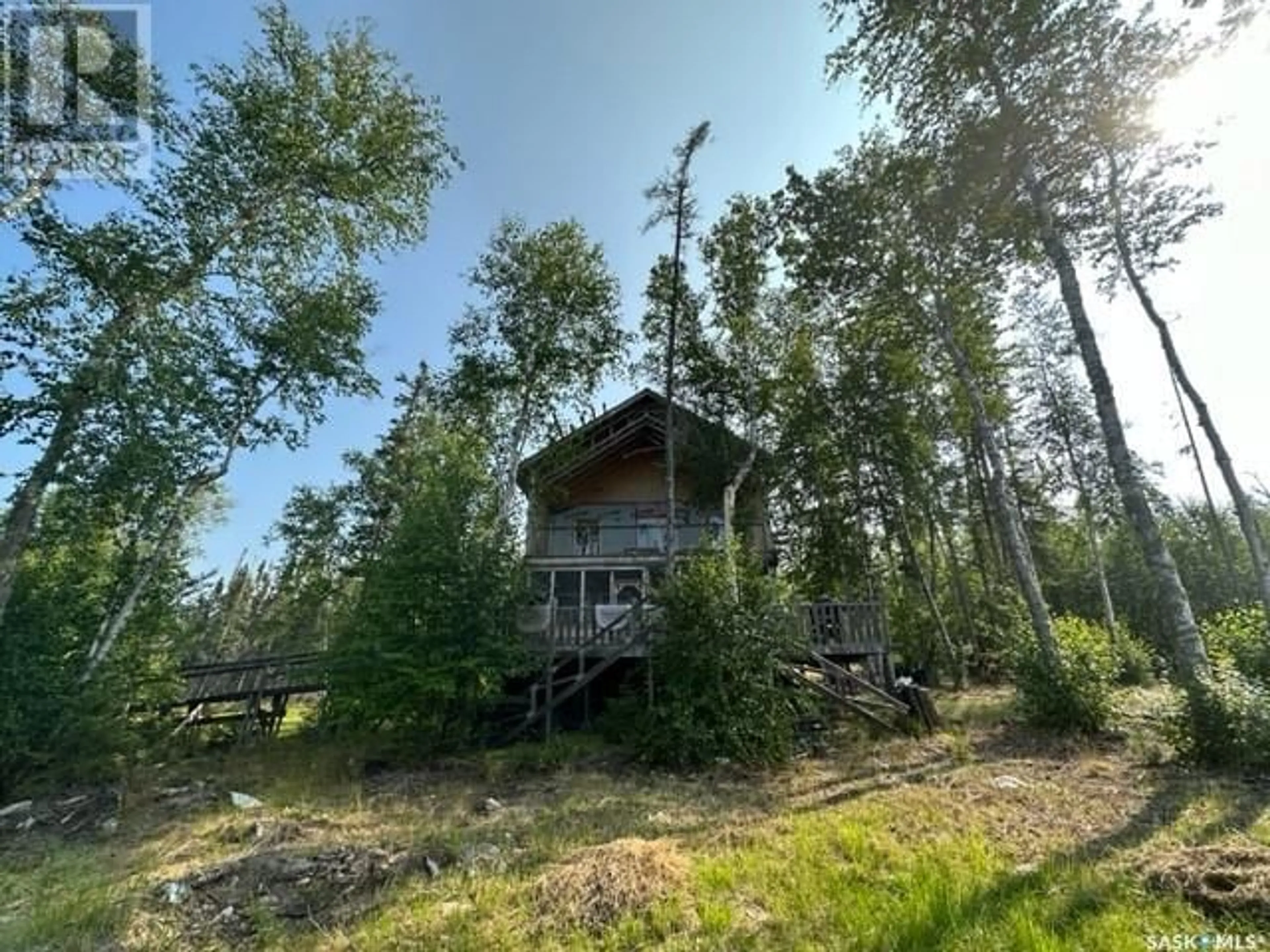 Cottage for Hunters Narrows Cabin, Lac La Ronge Saskatchewan S0J1L0