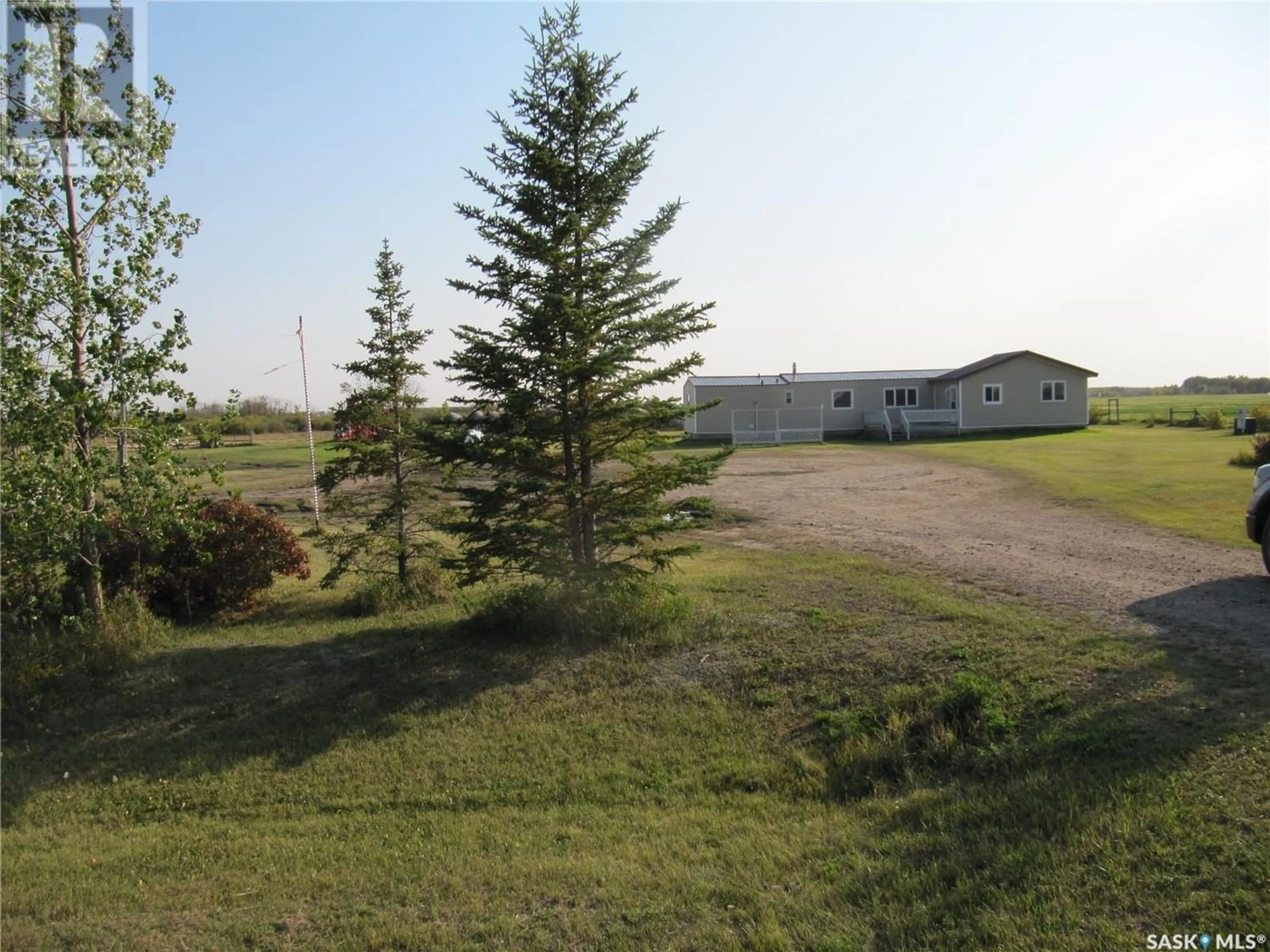 Fenced yard for Glaslyn NE Acreage, Parkdale Rm No. 498 Saskatchewan S0M0C7