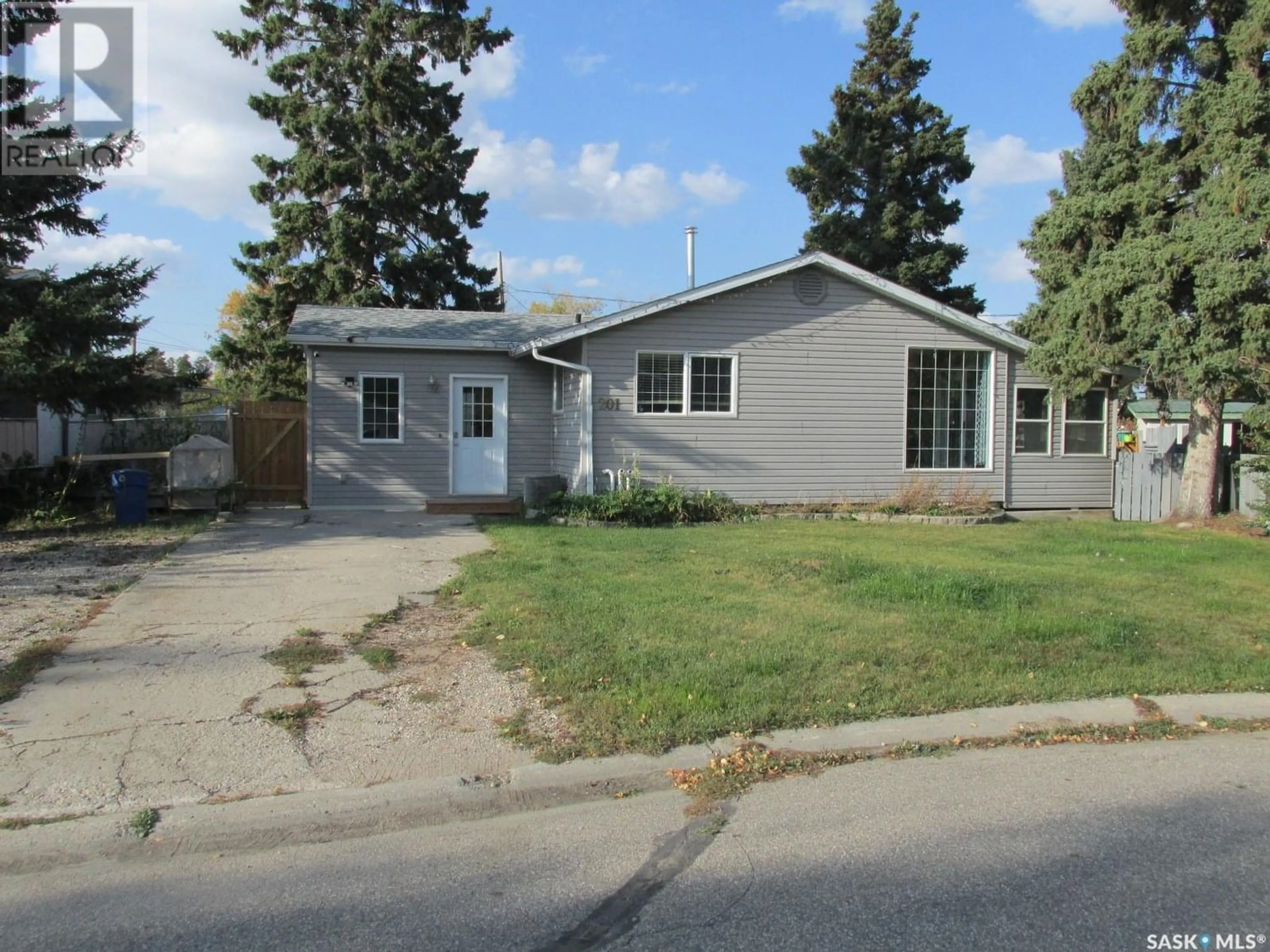 Frontside or backside of a home for 201 Cartha DRIVE, Nipawin Saskatchewan S0E1E0