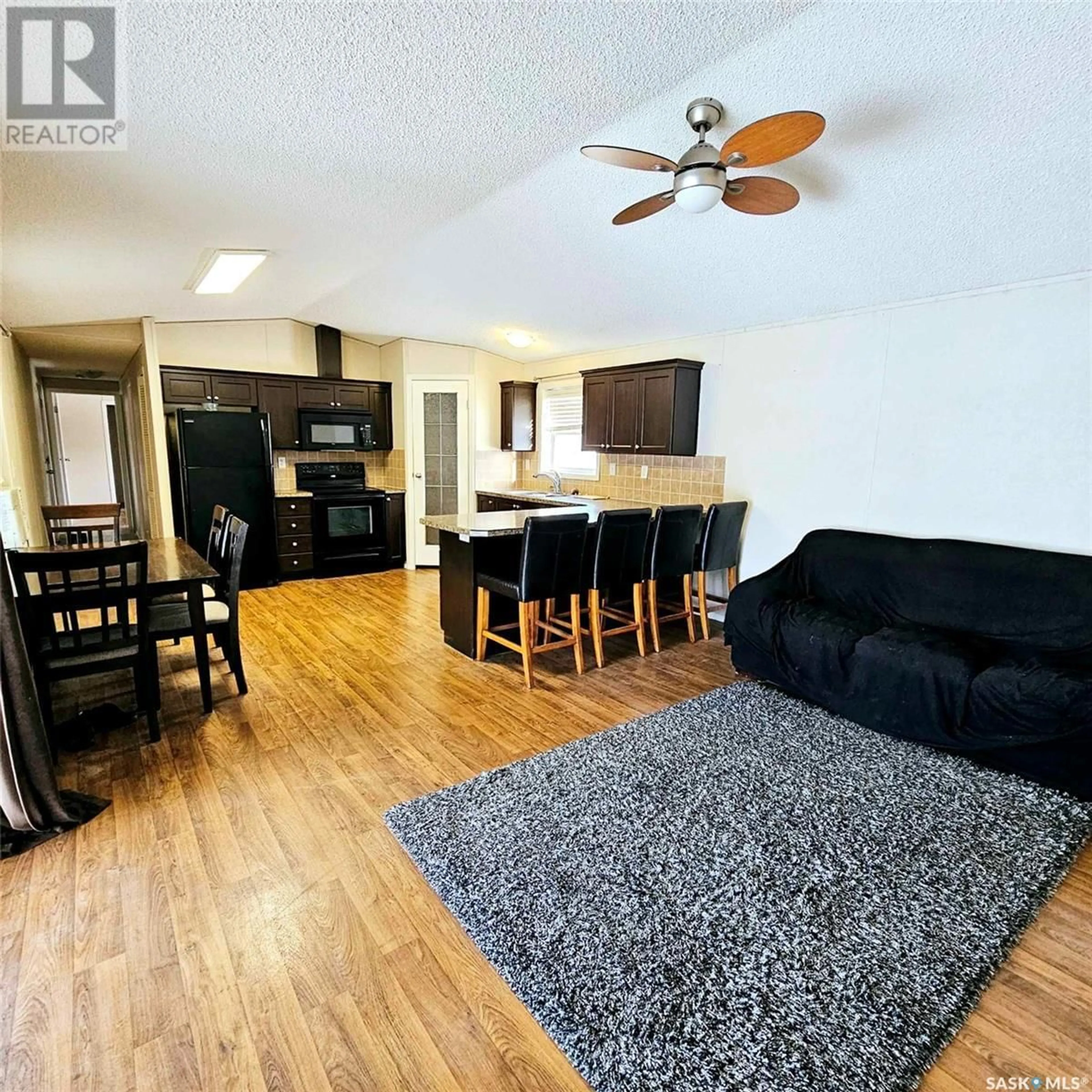 Living room for 204 Main STREET, Gerald Saskatchewan S0A1B0