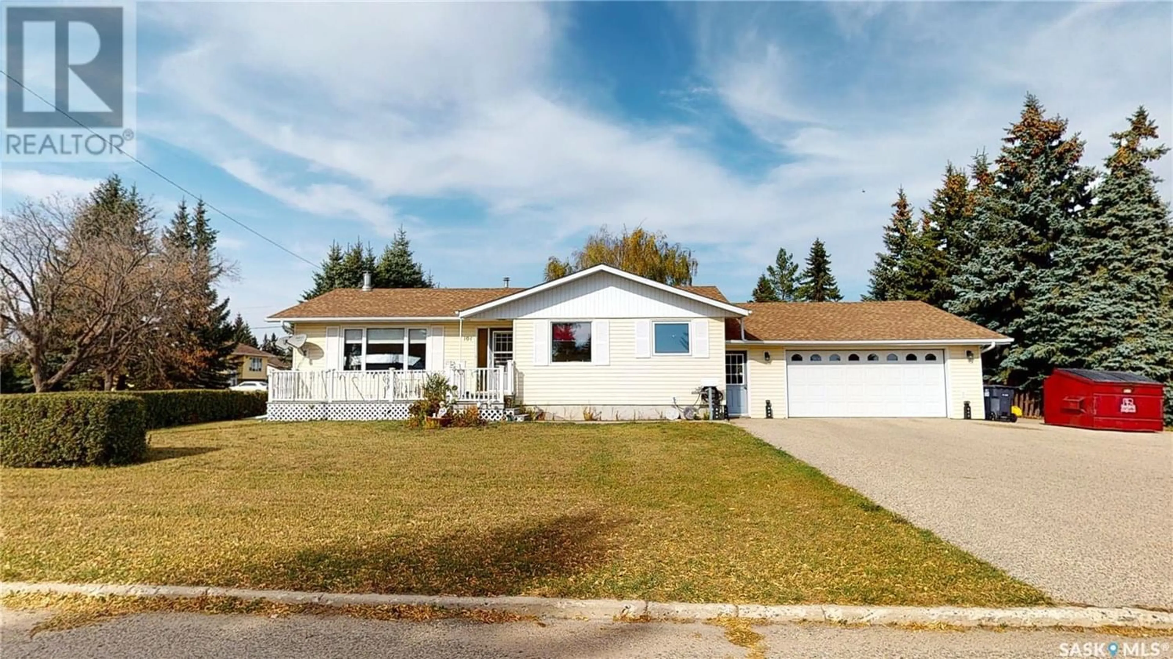 Frontside or backside of a home for 101 Thatcher AVENUE, Wawota Saskatchewan S0G5A0
