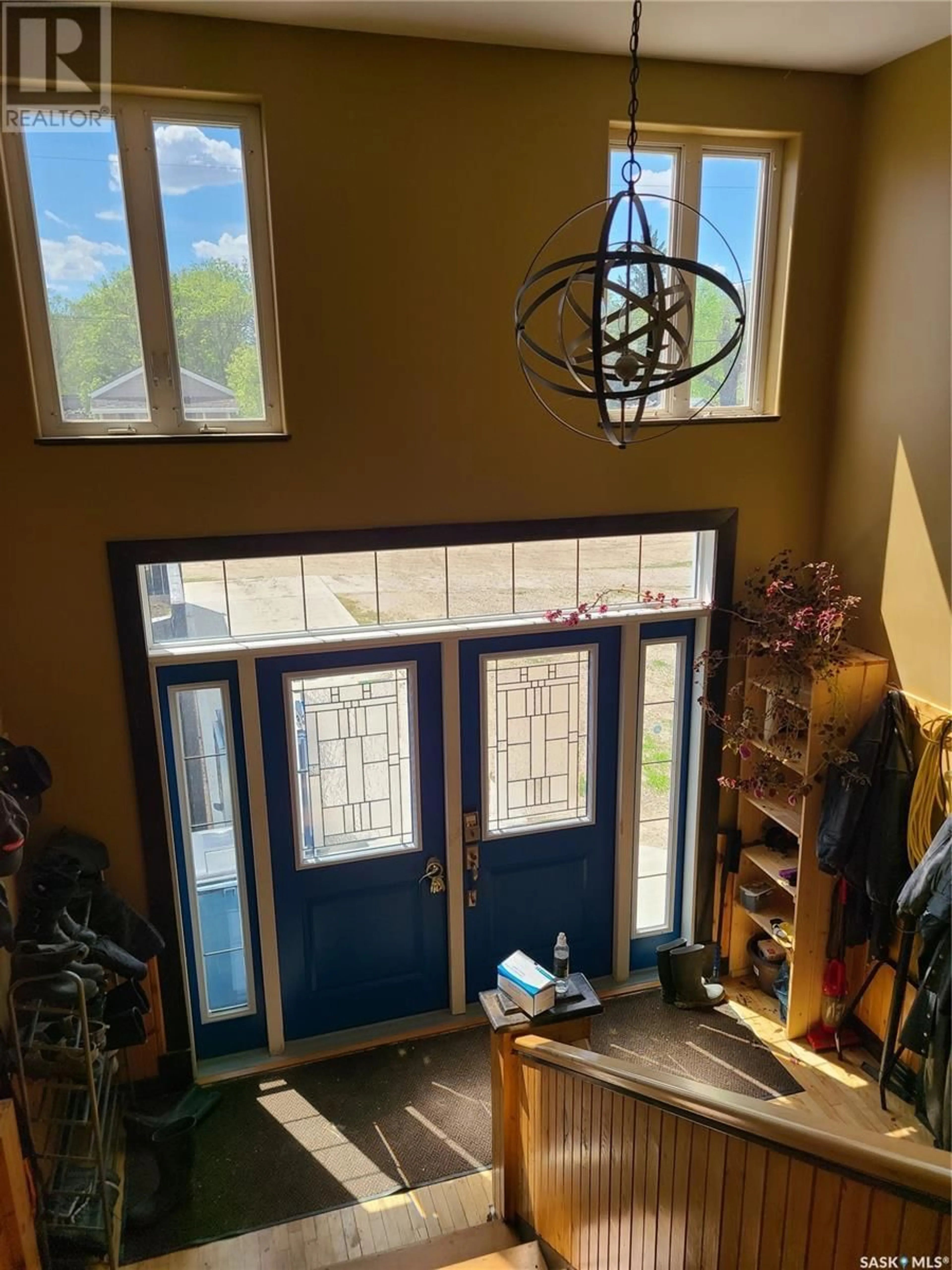 Indoor entryway for 101 1st STREET E, Alvena Saskatchewan S0K0E0