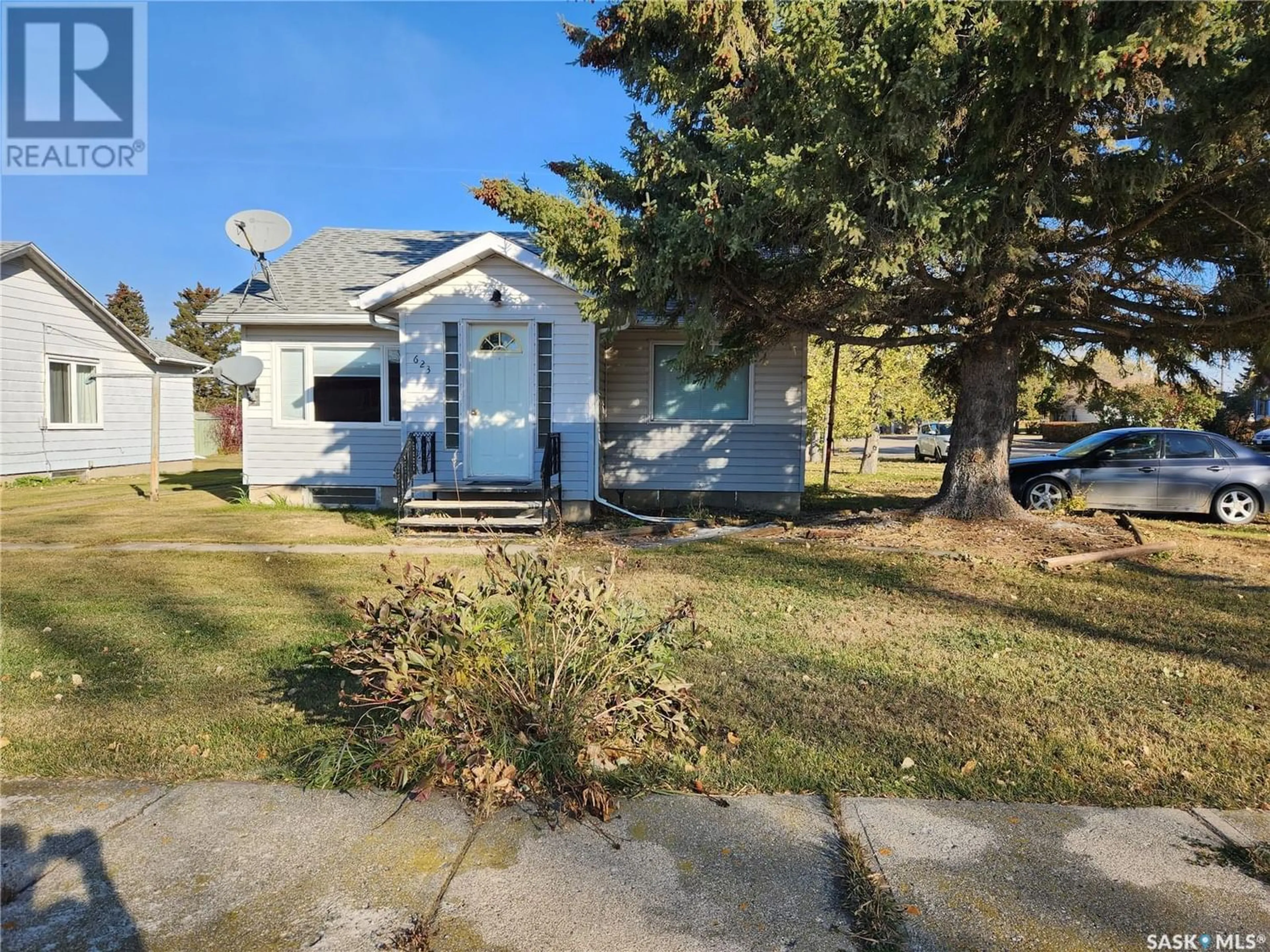 Frontside or backside of a home for 623 1st AVENUE N, Glenavon Saskatchewan S0G1Y0