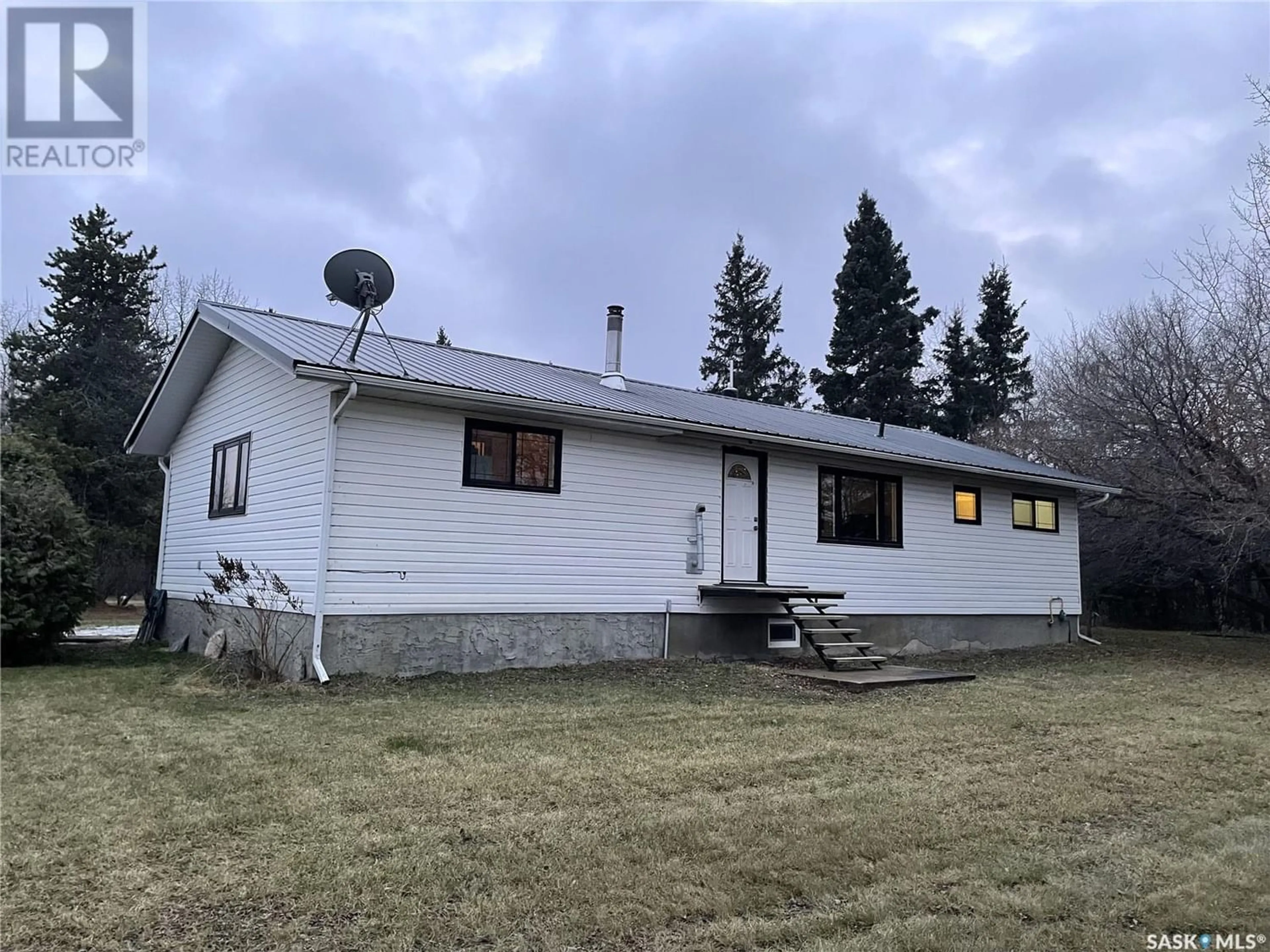 Frontside or backside of a home for 10 acres South of Meadow Lake, Meadow Lake Rm No.588 Saskatchewan S9X1Y5