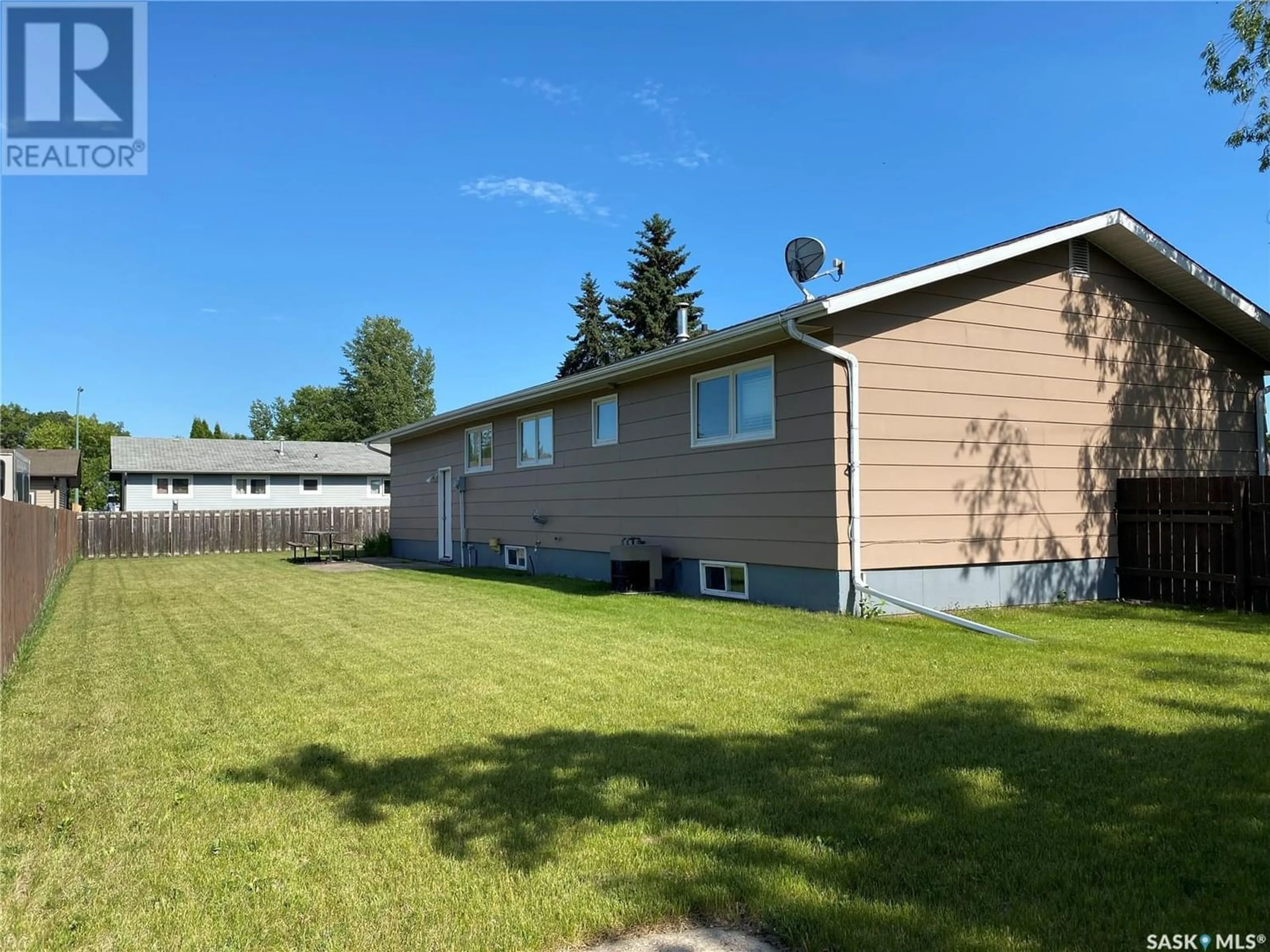 Frontside or backside of a home for 603 Stanley STREET, Esterhazy Saskatchewan S0A0X0