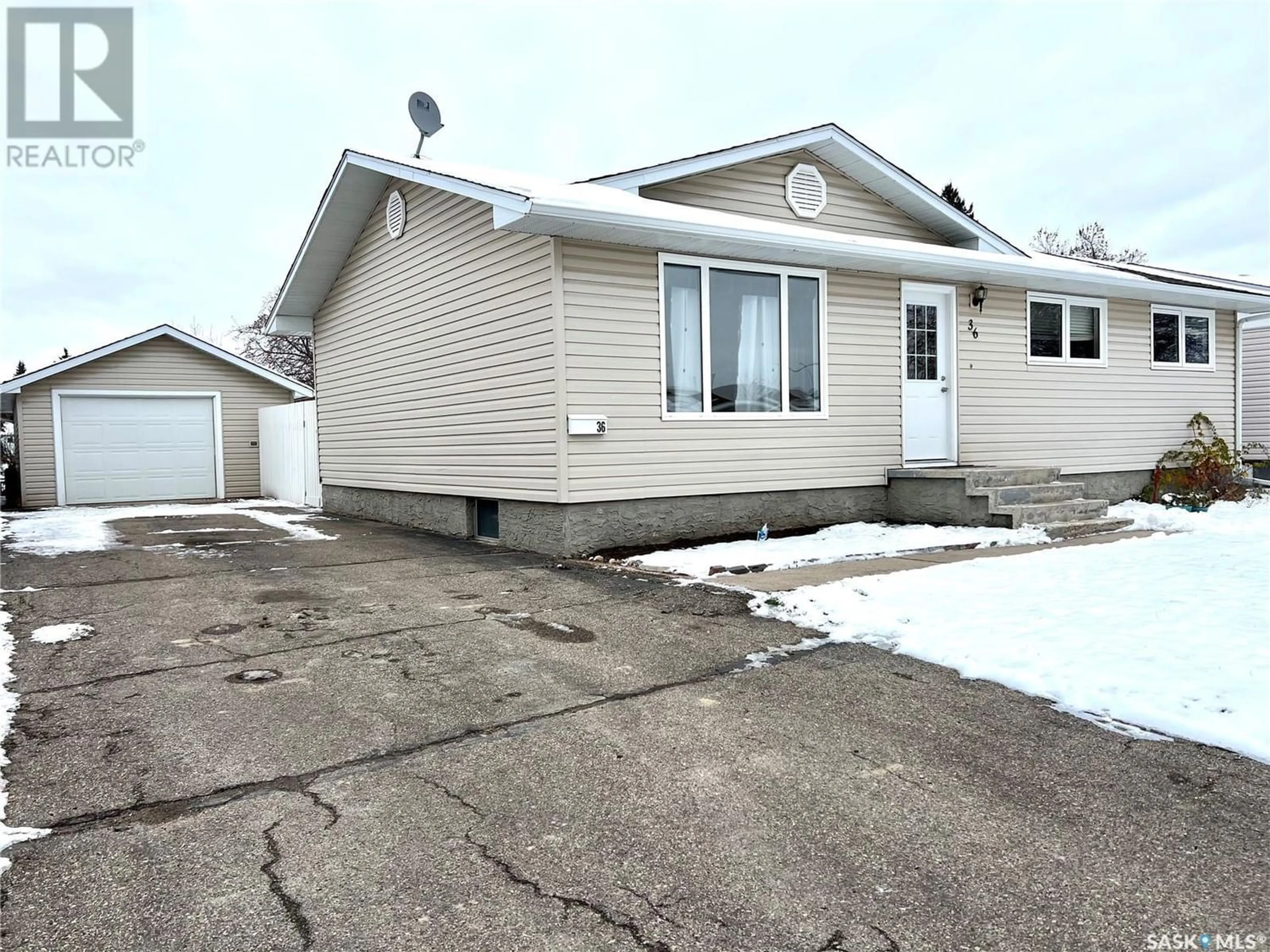 Home with unknown exterior material for 36 Centennial CRESCENT, Melville Saskatchewan S0A2P0