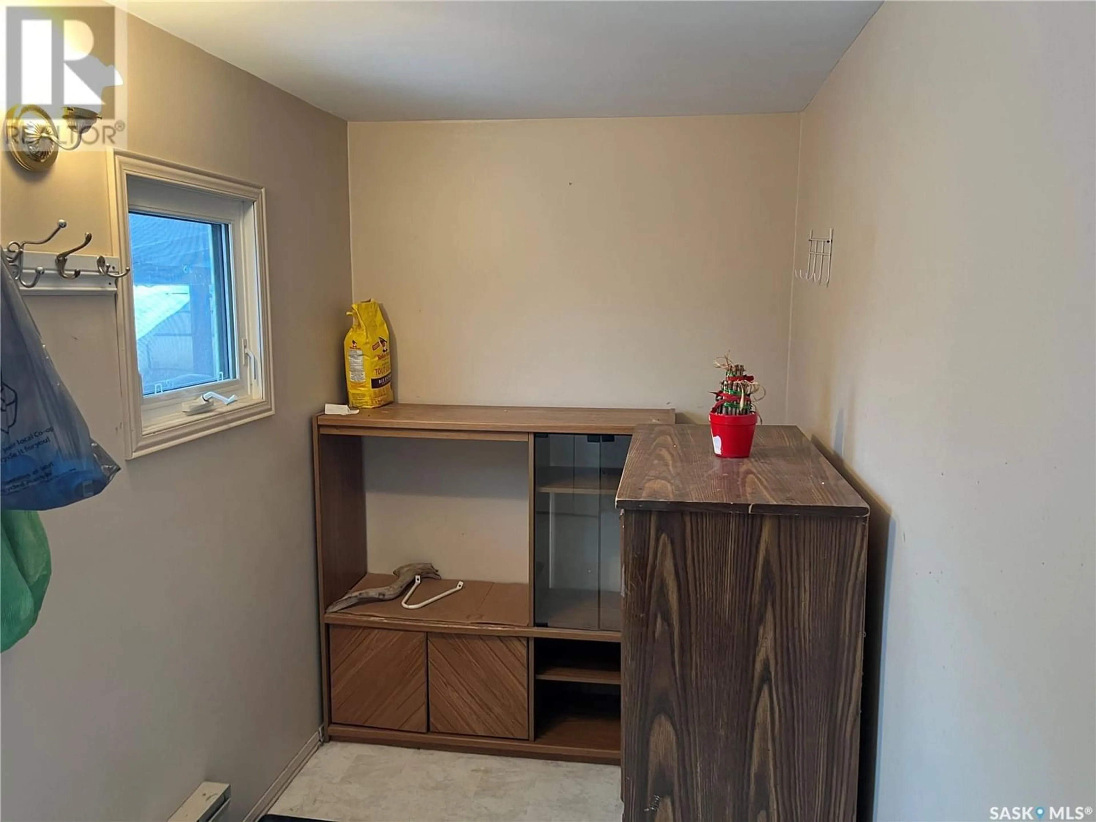 A pic of a room for 303 3RD STREET E, Wynyard Saskatchewan S0A4T0