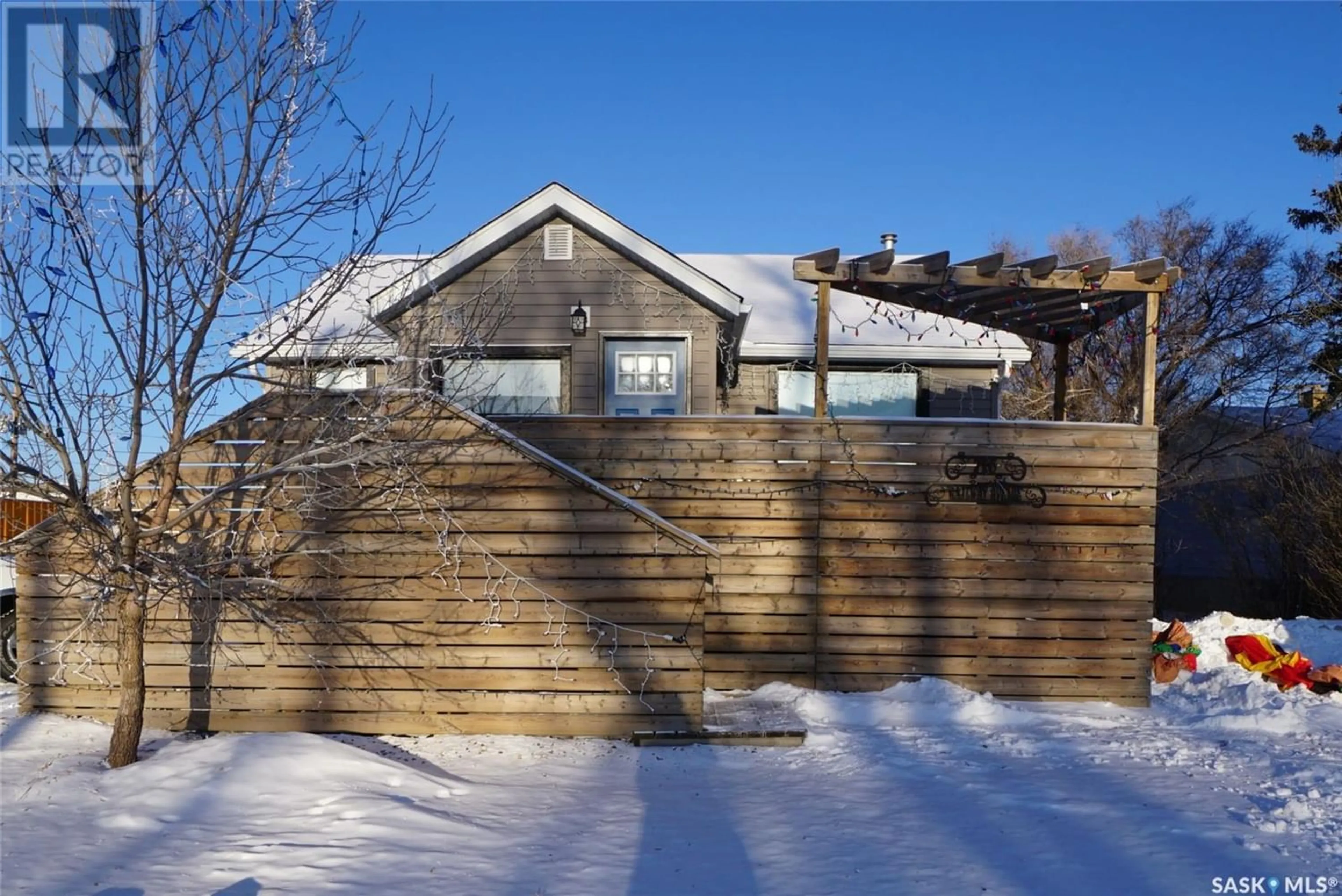 Frontside or backside of a home for 710 Railway AVENUE, Milestone Saskatchewan S0G3L0