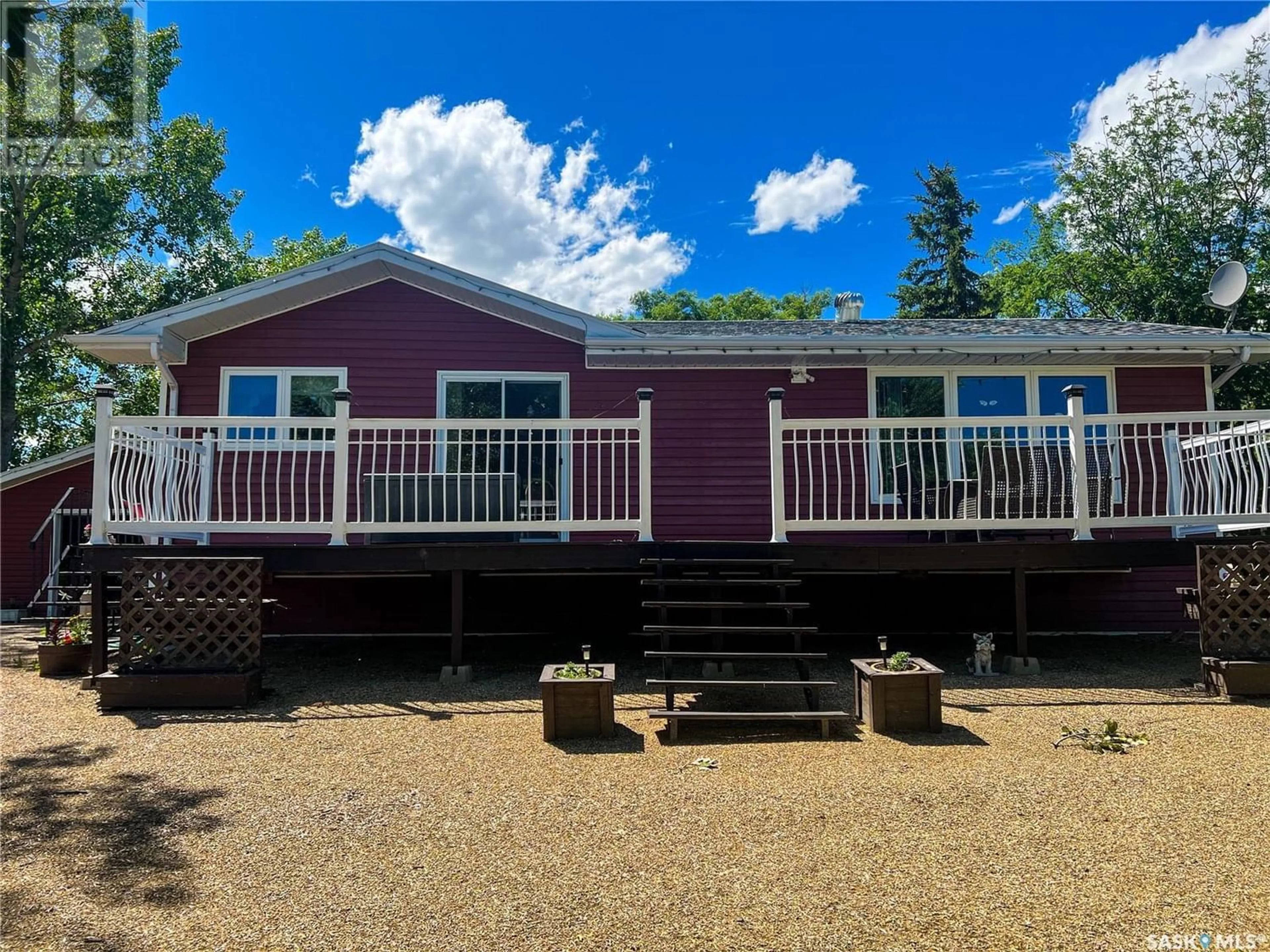 Cottage for 500 Reed STREET, Morse Saskatchewan S0H3C0