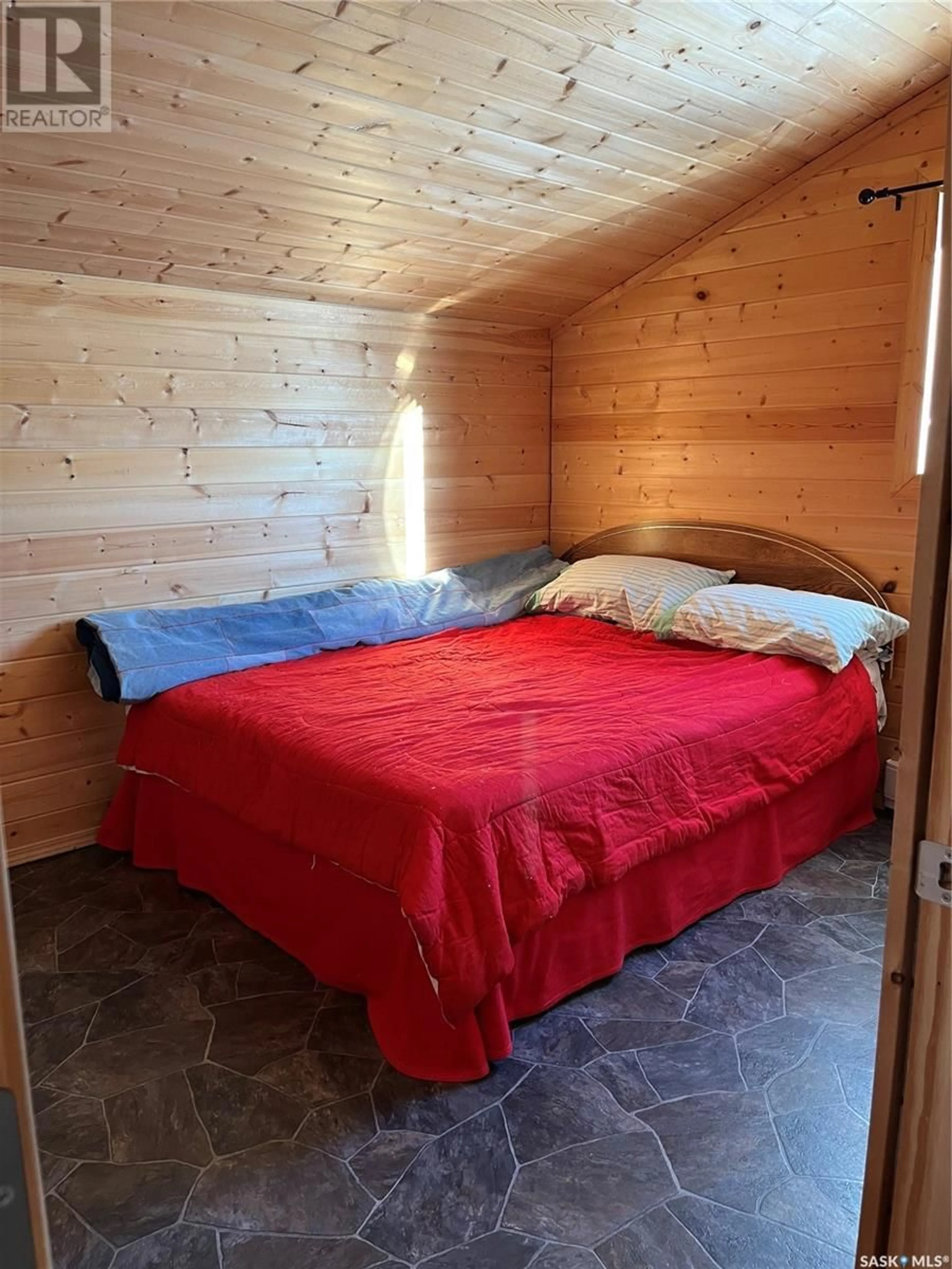 A pic of a room for 16 Porcupine DRIVE, Delaronde Lake Saskatchewan S0J0E0