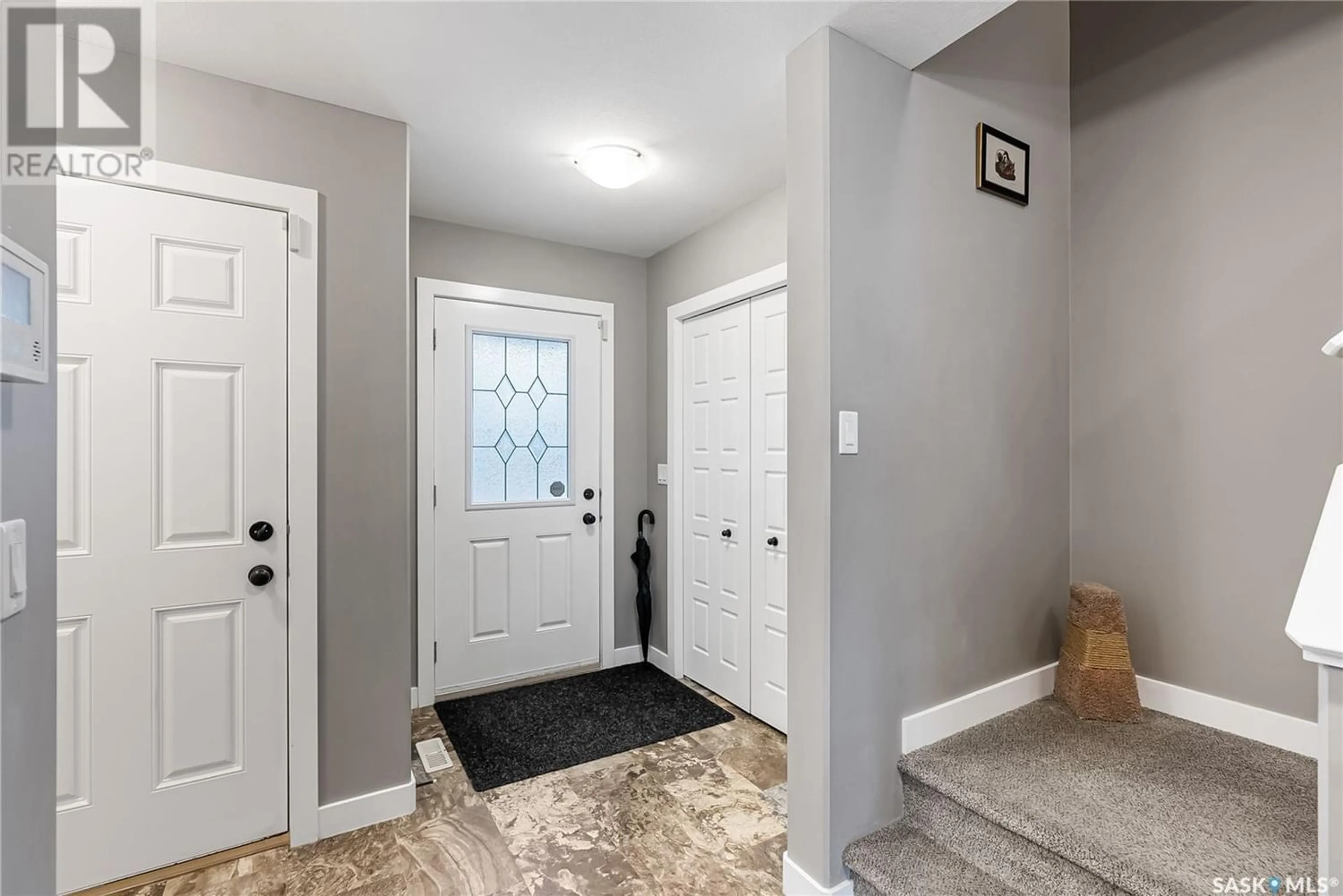 Indoor entryway for 183 Beaudry CRESCENT, Martensville Saskatchewan S0K2T1