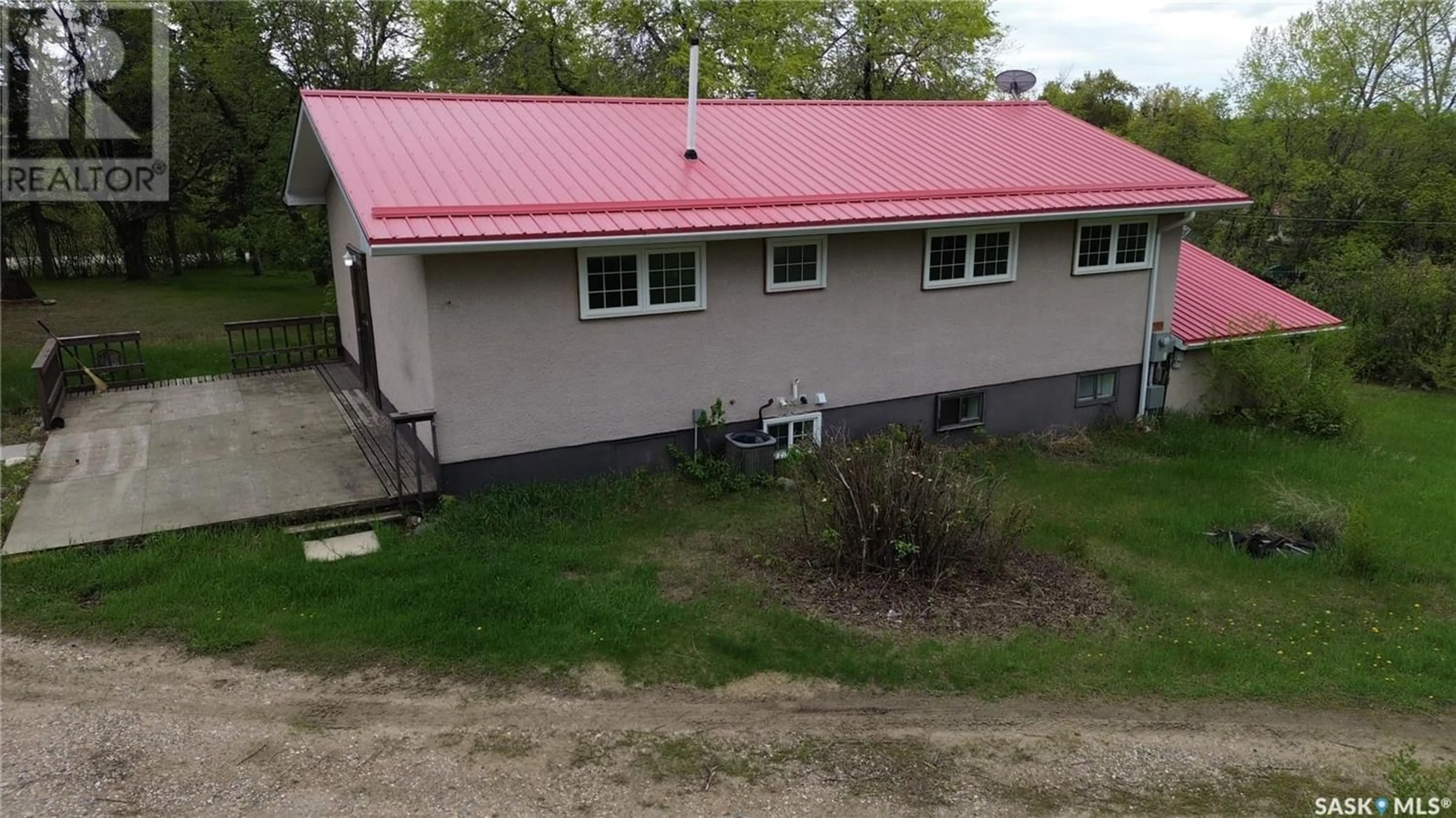 Frontside or backside of a home for 229 16th AVENUE NW, Buckland Rm No. 491 Saskatchewan S6V5R3