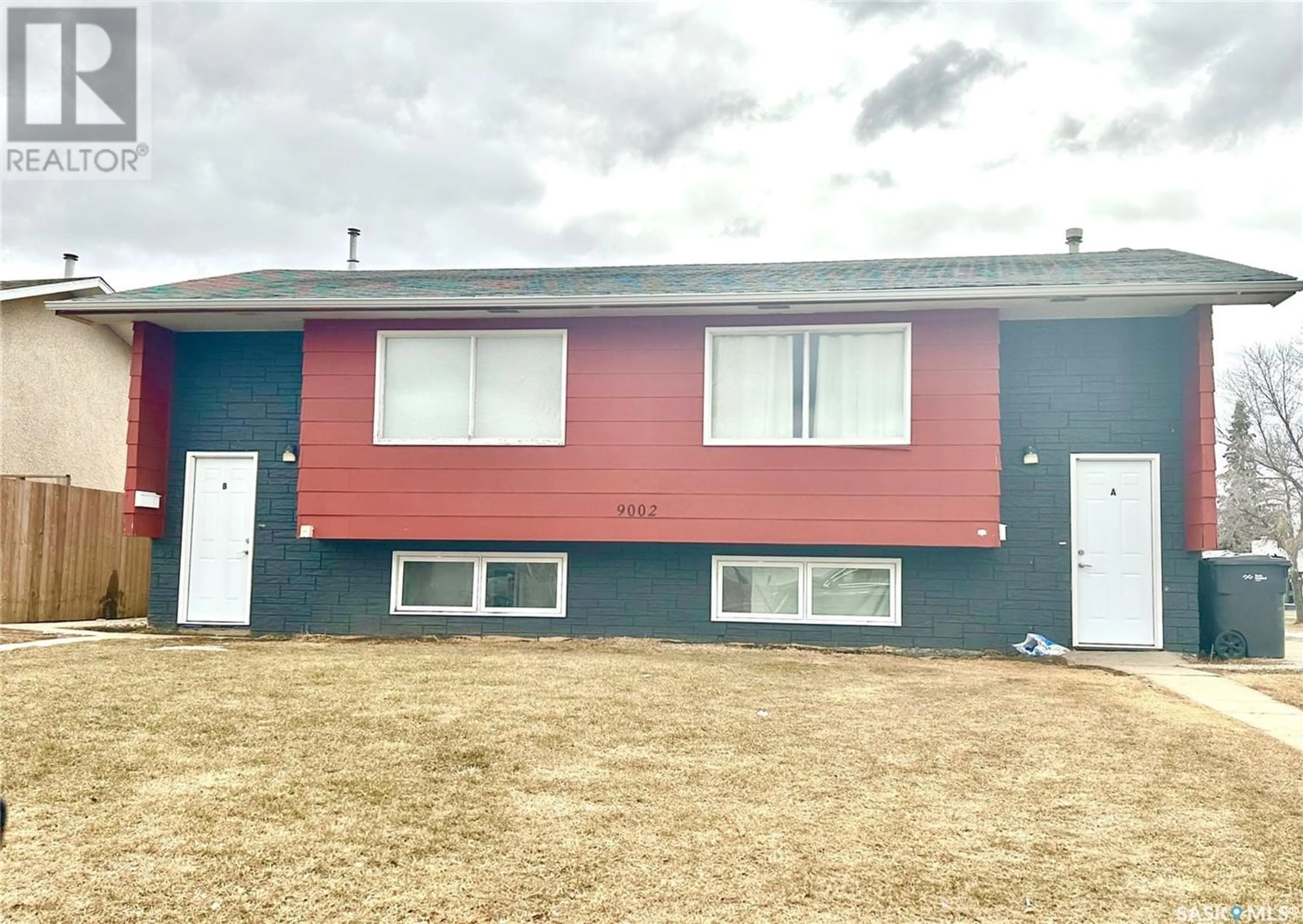 Outside view for 9002 Panton AVENUE, North Battleford Saskatchewan S9A3J9