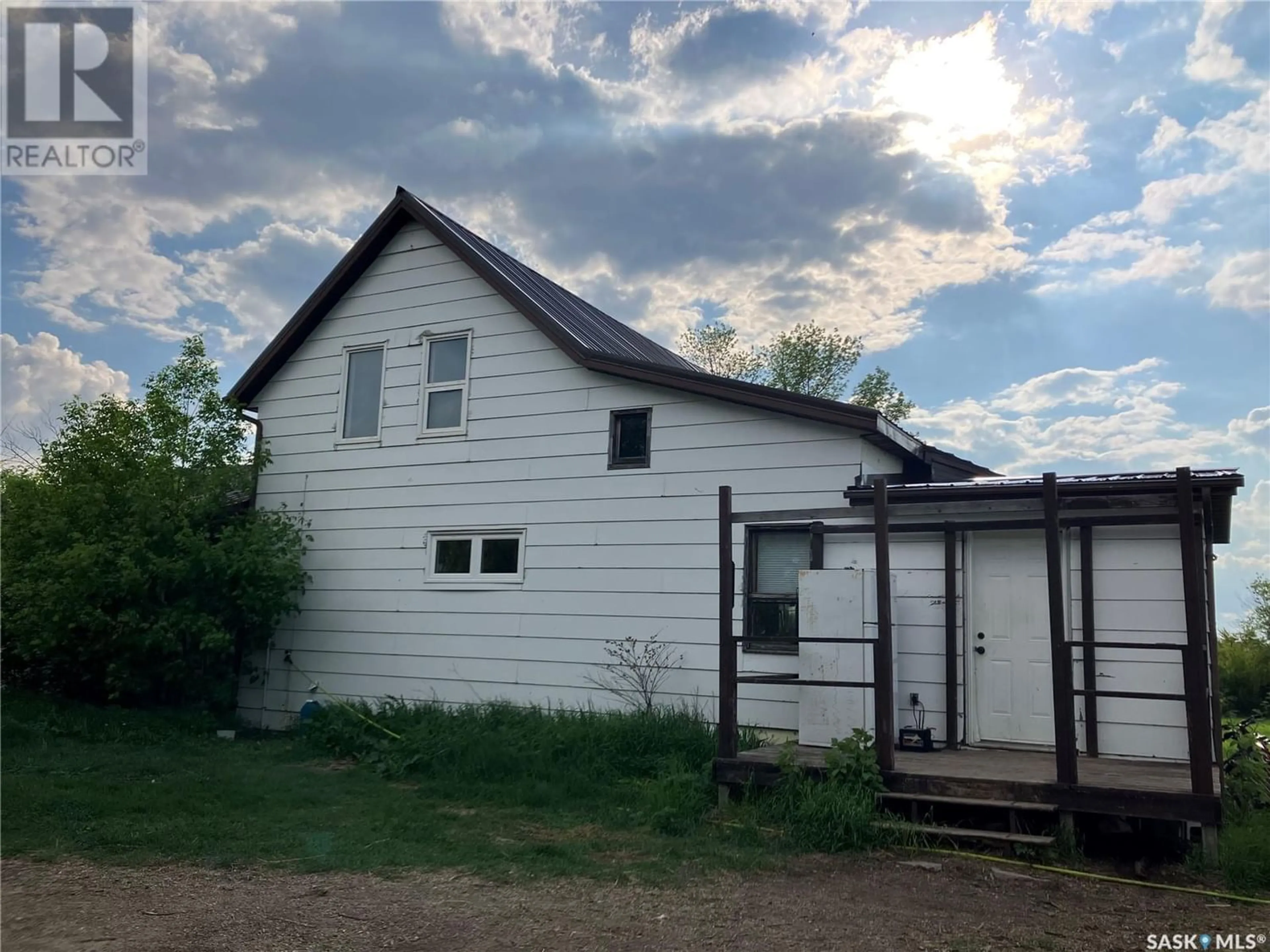 Frontside or backside of a home for Prairie Acreage, Willowdale Rm No. 153 Saskatchewan S0G5C0