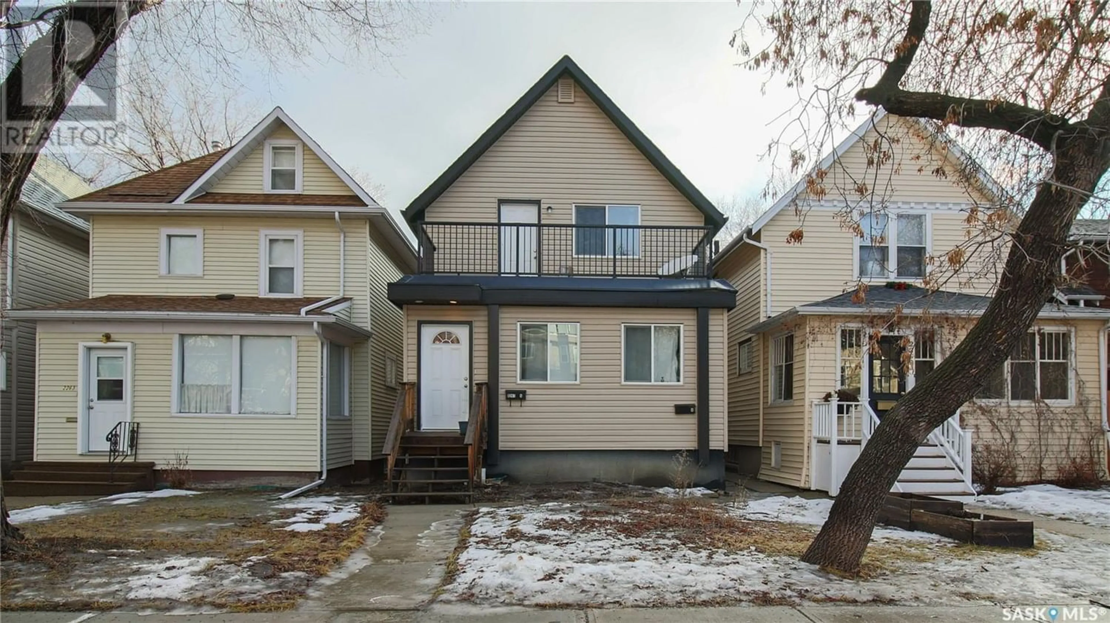 Frontside or backside of a home for 2267 Cameron STREET, Regina Saskatchewan S4T2V9