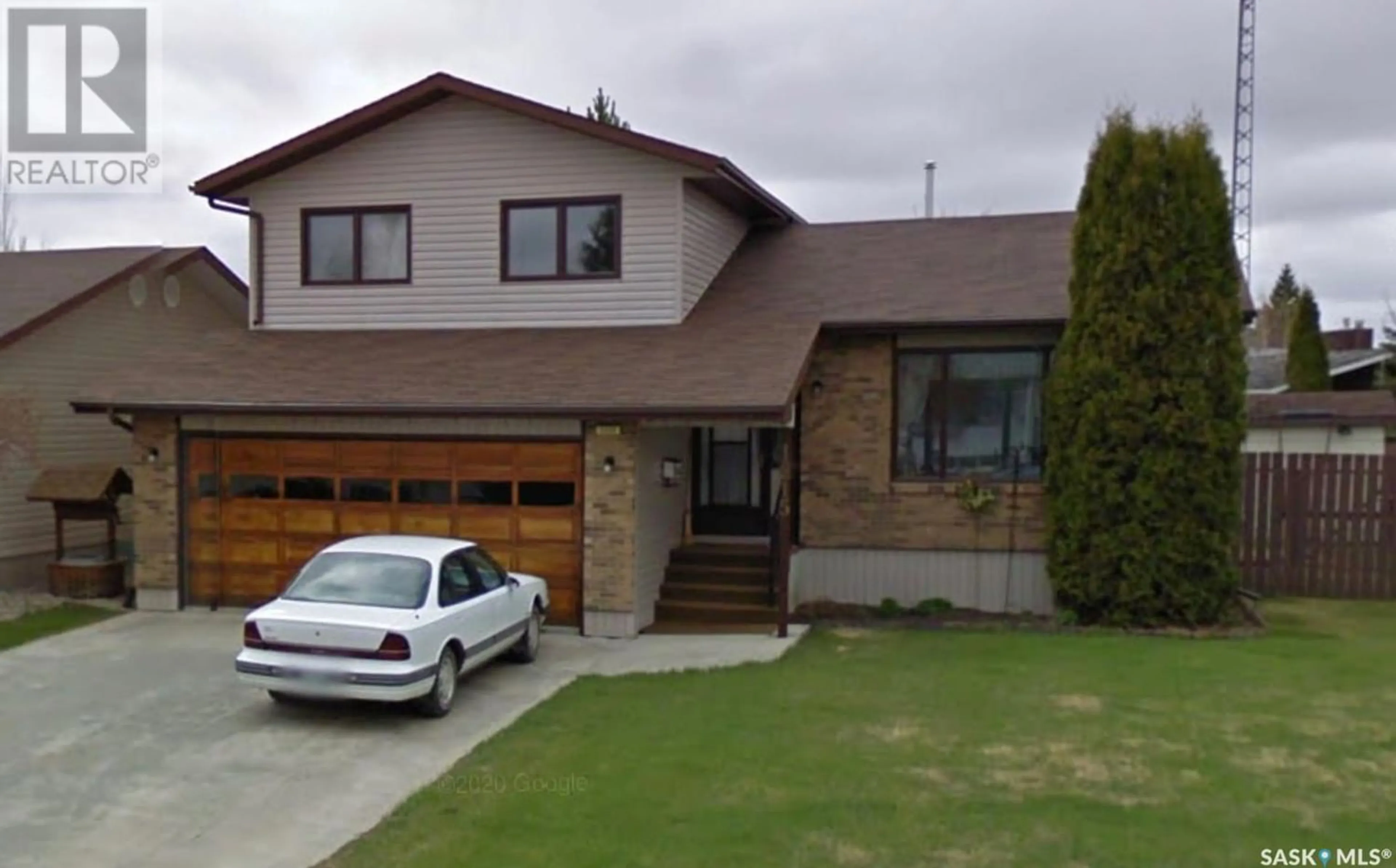 Home with stucco exterior material for 1215 13th STREET, Humboldt Saskatchewan S0K2A0